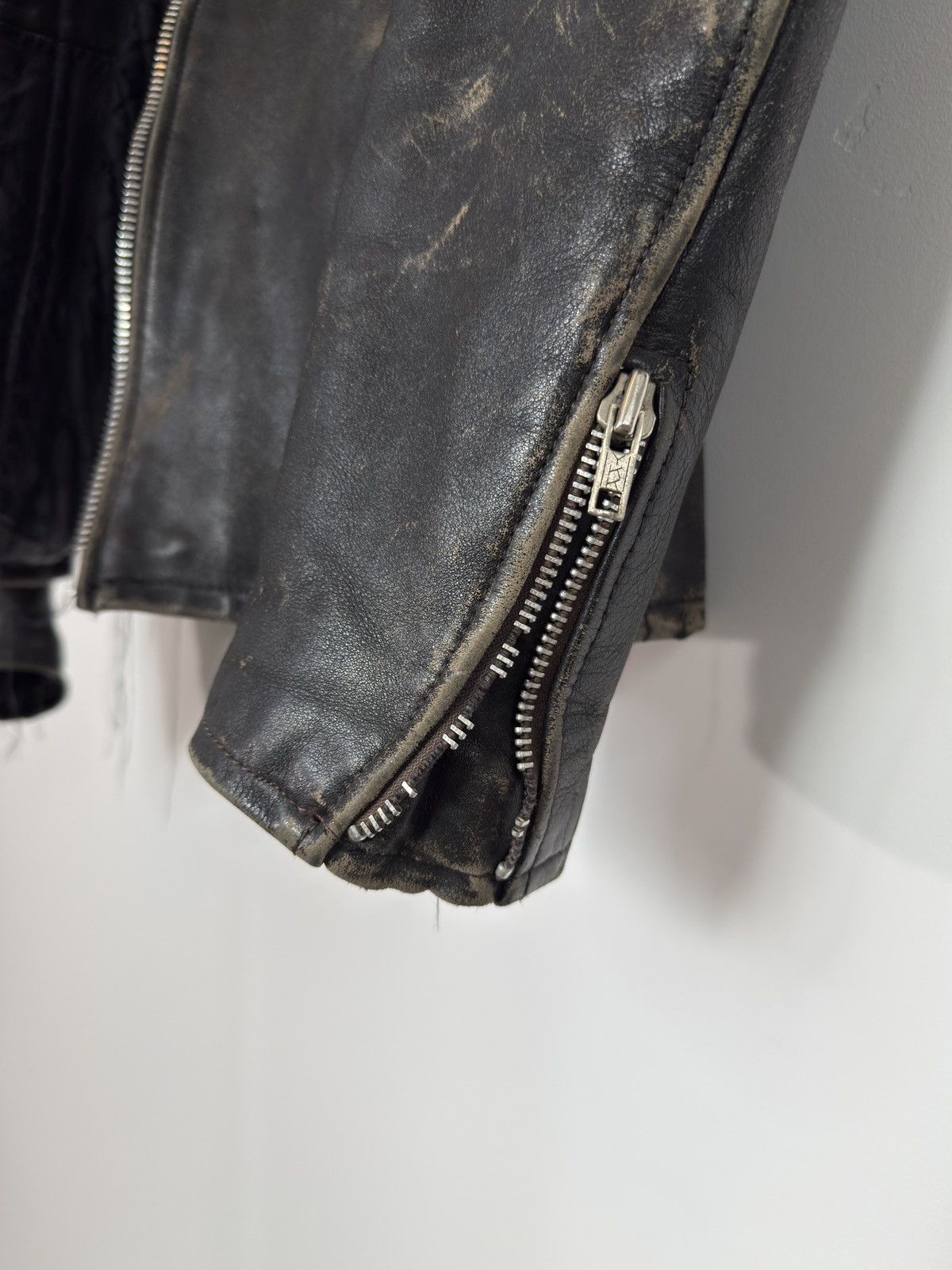 Genuine Leather Distressed Vintage Moto Jacket Size US S / EU 44-46 / 1 - 7 Thumbnail