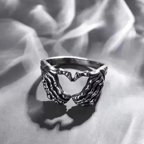 Other Skull Hand With Heart-Shaped Ring Size ONE SIZE - 3 Thumbnail