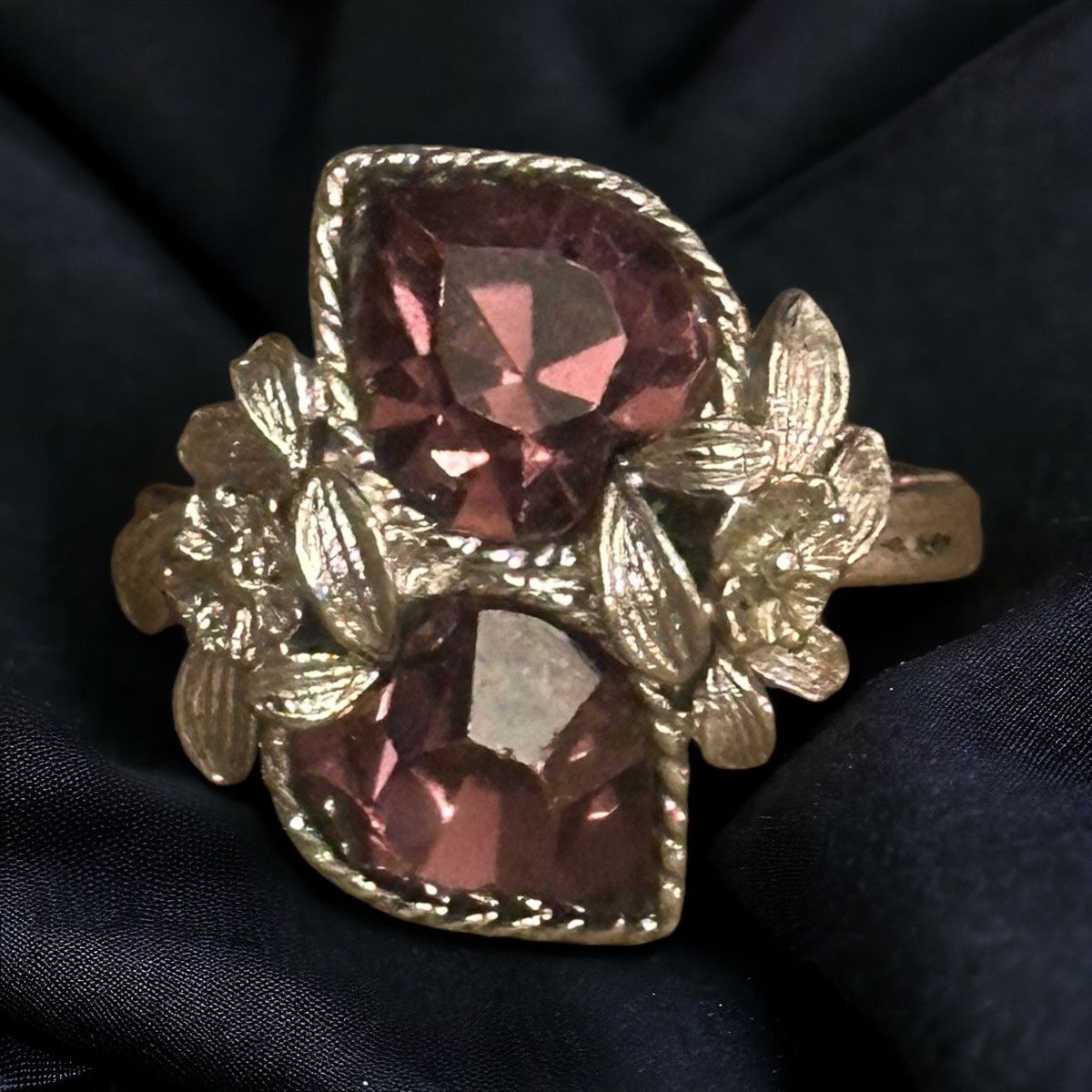 Other × Vintage Vintage Sarah Coventry Love Story double heart floral ring Size ONE SIZE - 1 Thumbnail