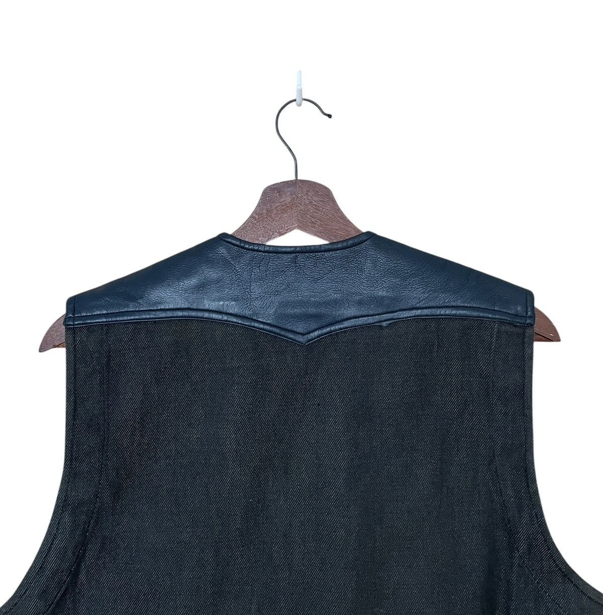Japanese Brand × Vintage Vintage Japanase Brand Matsuzakaya Vest 1990s Size US M / EU 48-50 / 2 - 4 Thumbnail