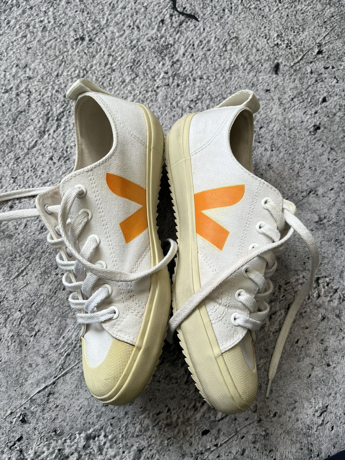 Veja Veja Nova Trainers White Ouro F Size US 6.5 / EU 39-40 - 4 Thumbnail