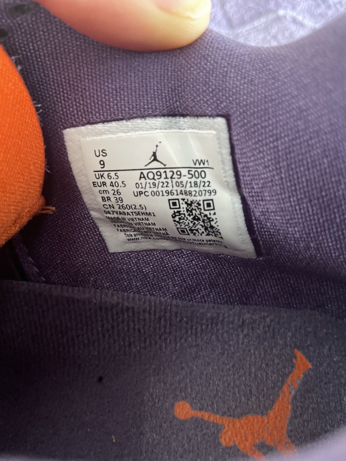 Nike Jordan 4 Retro Canyon Purple Size US 9 / IT 39 - 10 Thumbnail