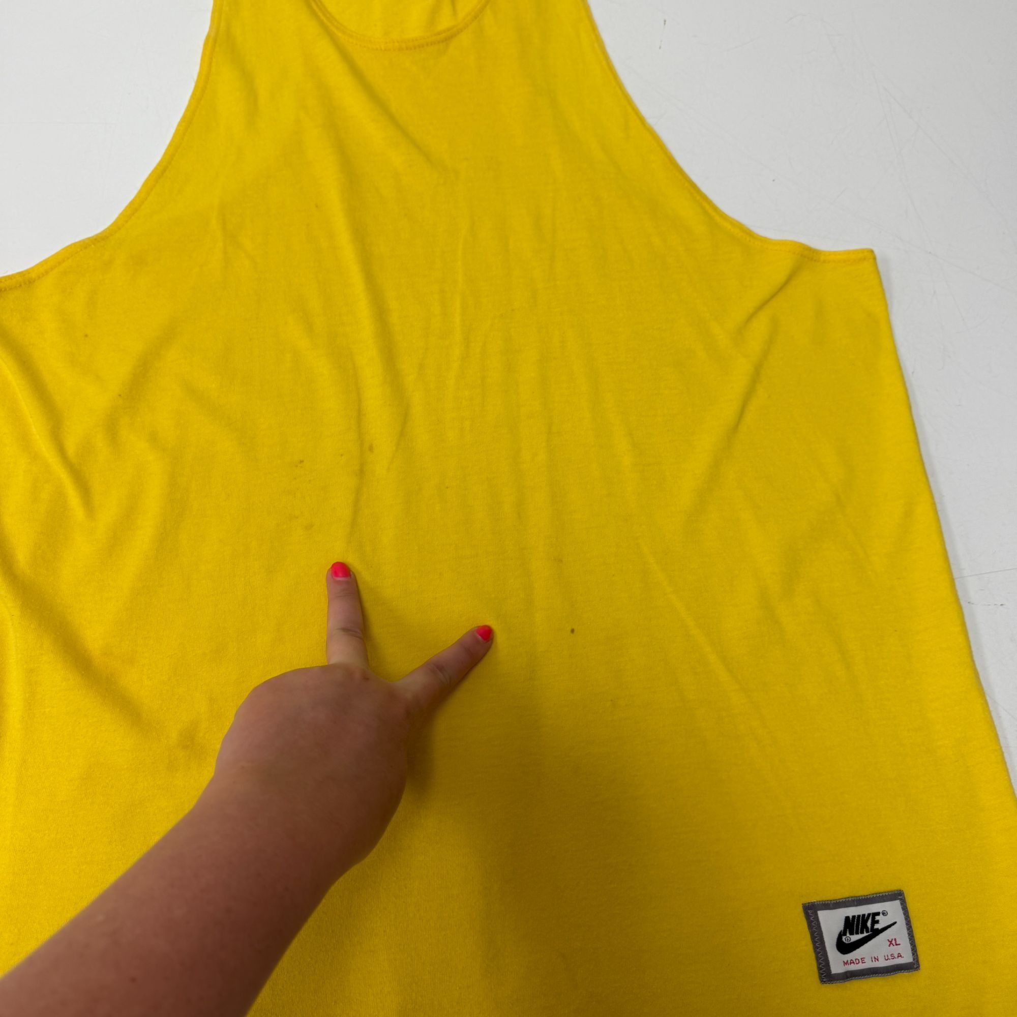 Nike 80's Nike Red Tag Athletic LOGO YELLOW 50/50 Muscle Tank Top Size US XL / EU 56 / 4 - 14 Thumbnail
