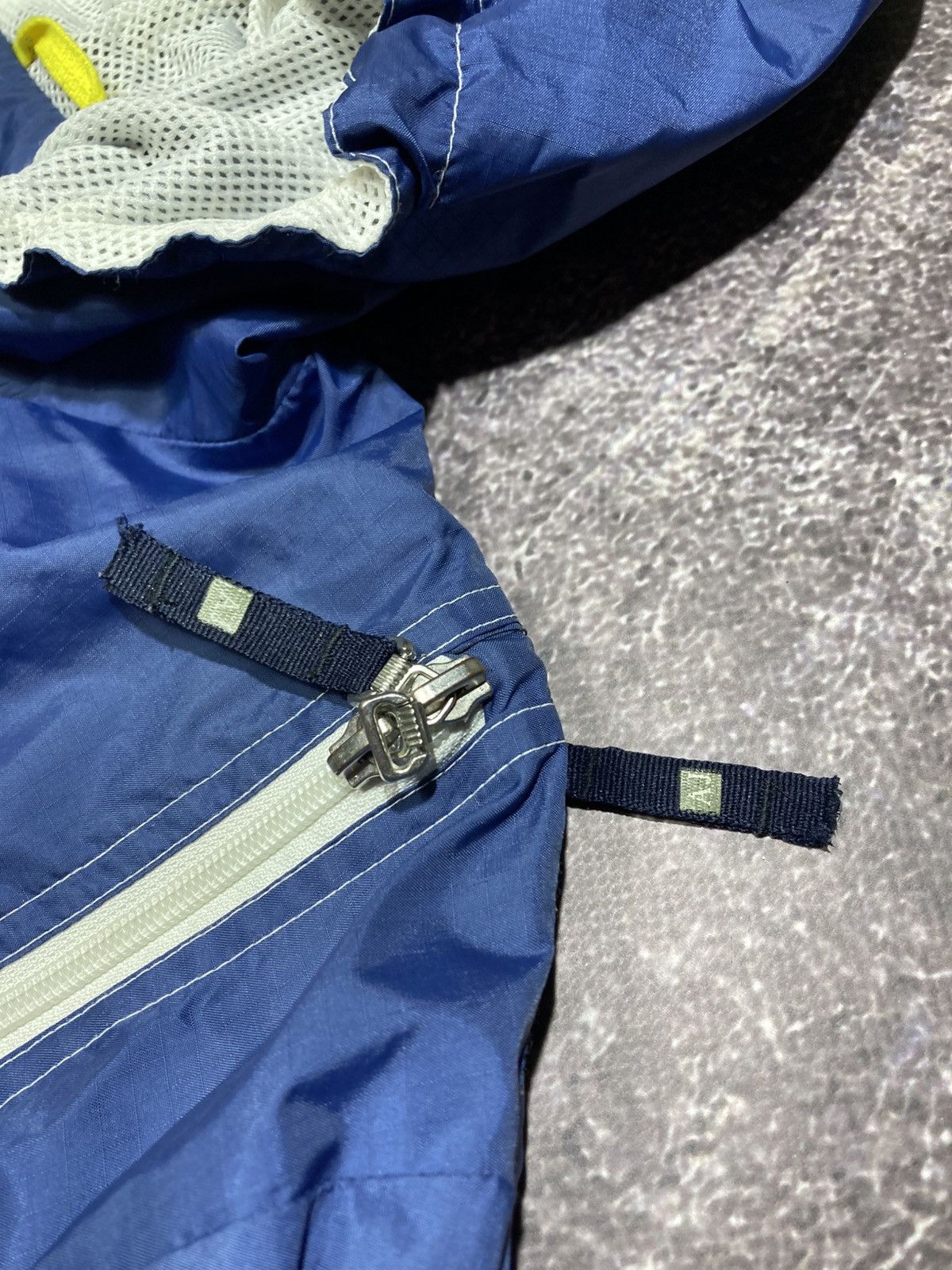Armani ARMANI JEANS Vintage Jacket Blue Nylon Tech Multi Zip Size US L / EU 52-54 / 3 - 6 Thumbnail