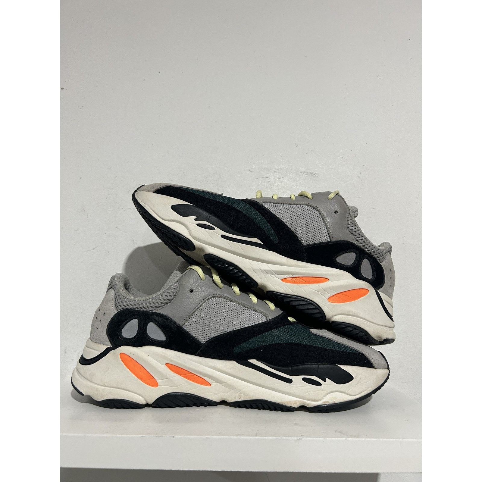 Adidas ADIDAS YEEZY BOOST 700 WAVE RUNNER SIZE 13 PREOWNED Size US 13 / EU 46 - 2 Thumbnail