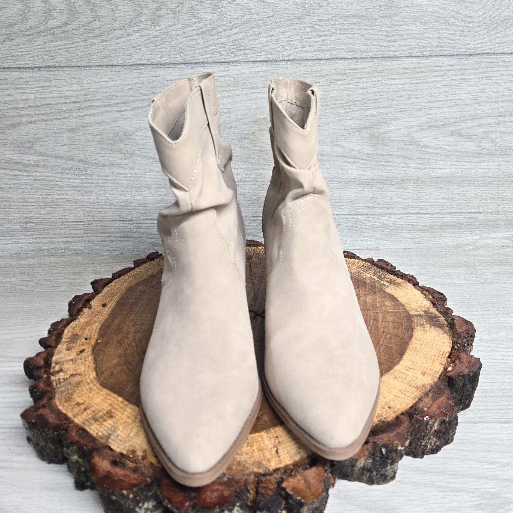 Vintage Time and Tru Faux Suede Chelsea Ankle Boots Brown Women's 10 Size US 10 / IT 40 - 3 Thumbnail
