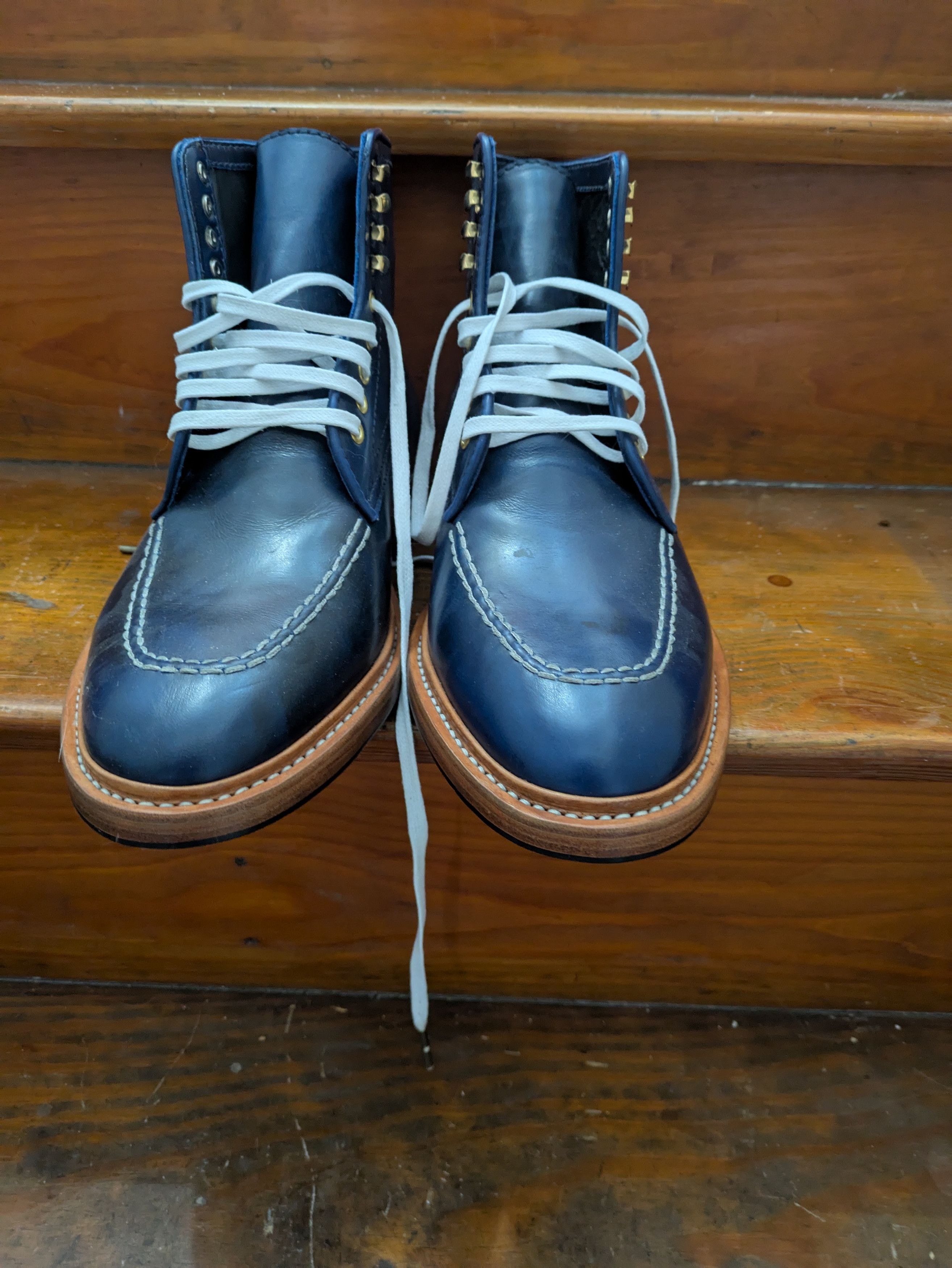 Other Santalum Moc Toe Size US 9 / EU 42 - 1 Thumbnail