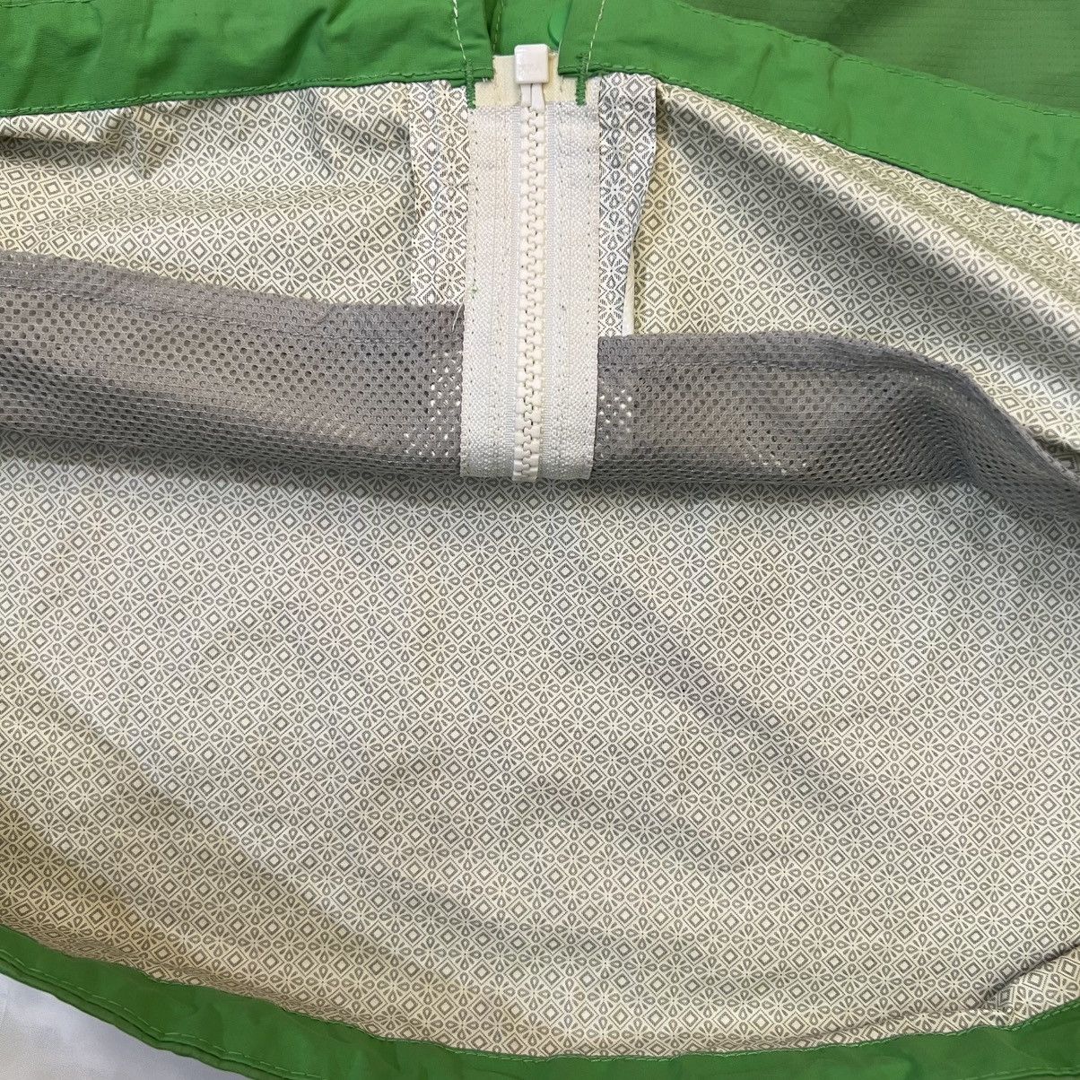 The North Face Hooded Rain Shell Jacket - Lime Green - Women's/Men's [L] Size L / US 10 / IT 46 - 7 Thumbnail