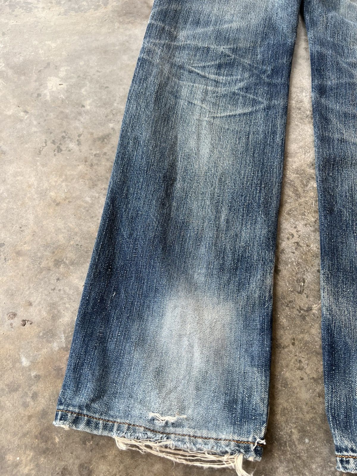 Levi's Vintage 90’s Levis 502 Distressed Mud Wash Jean Size US 30 / EU 46 - 16 Thumbnail