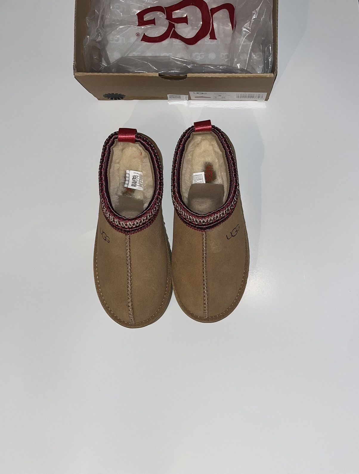 Ugg Ugg Tazz Women Size US 5 / IT 35 - 1 Thumbnail