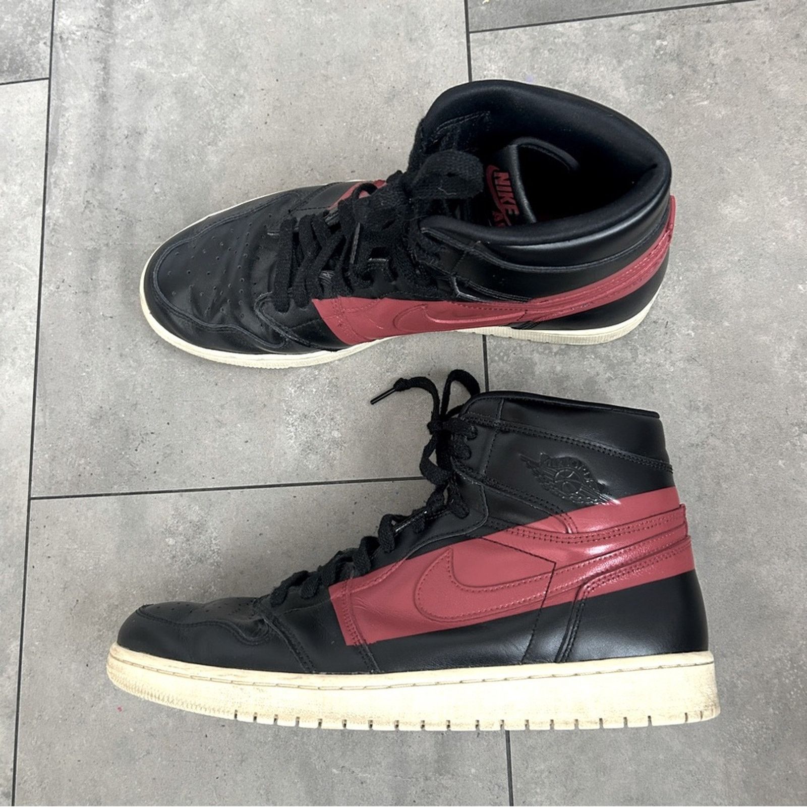 Nike Nike Air Jordan 1 retro high OG defiant couture red black 13 Size US 13 / EU 46 - 1 Thumbnail