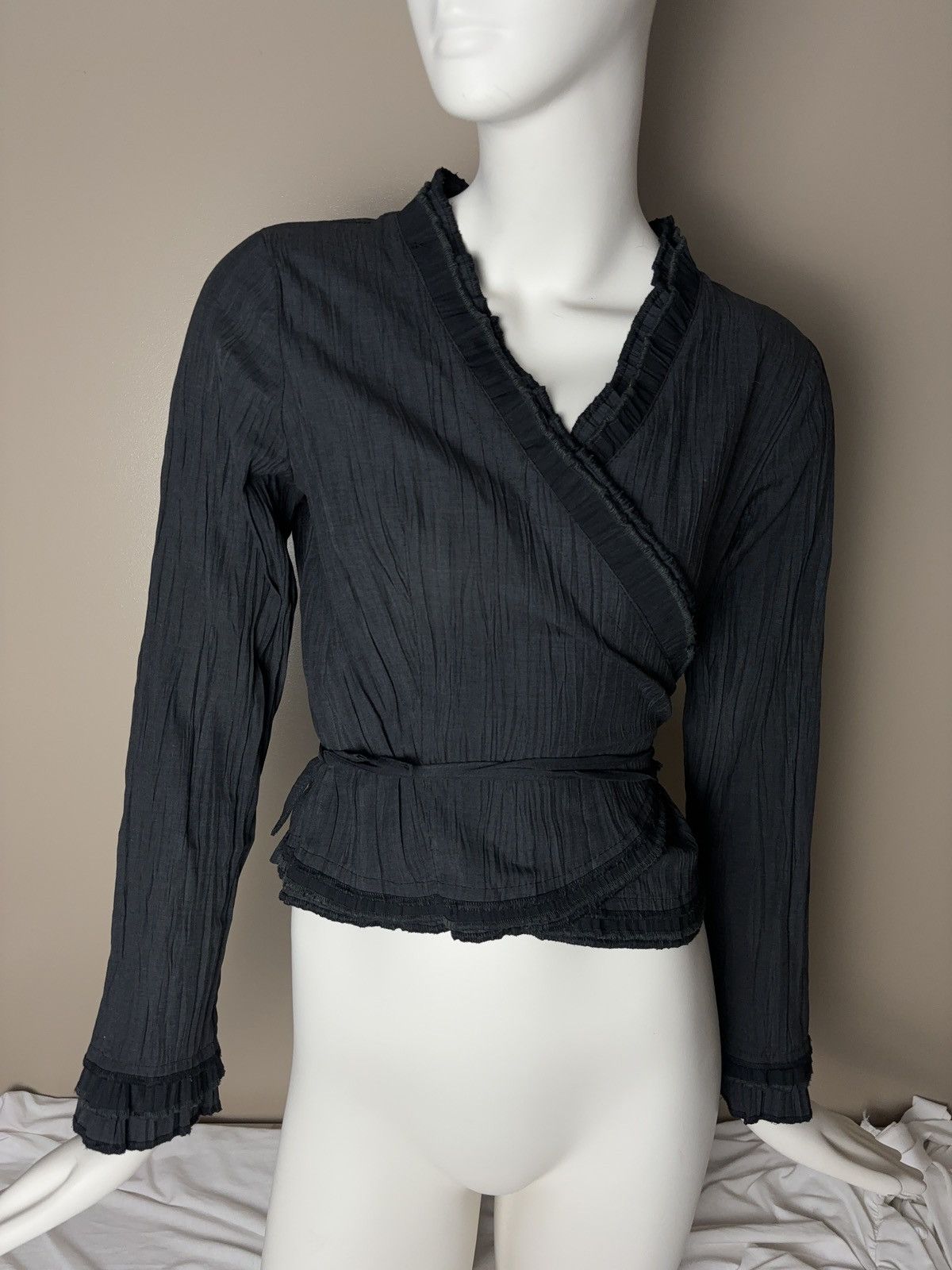 Vintage French lace up coquette style vintage blouse Size M / US 6-8 / IT 42-44 - 2 Thumbnail