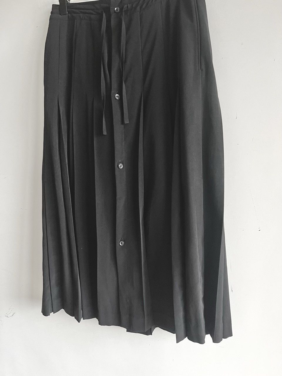 Yohji Yamamoto Yohji Yamamoto - Ta/TUXEDO Pleated Button Front Long Skirt Size US 30 / EU 46 - 3 Thumbnail