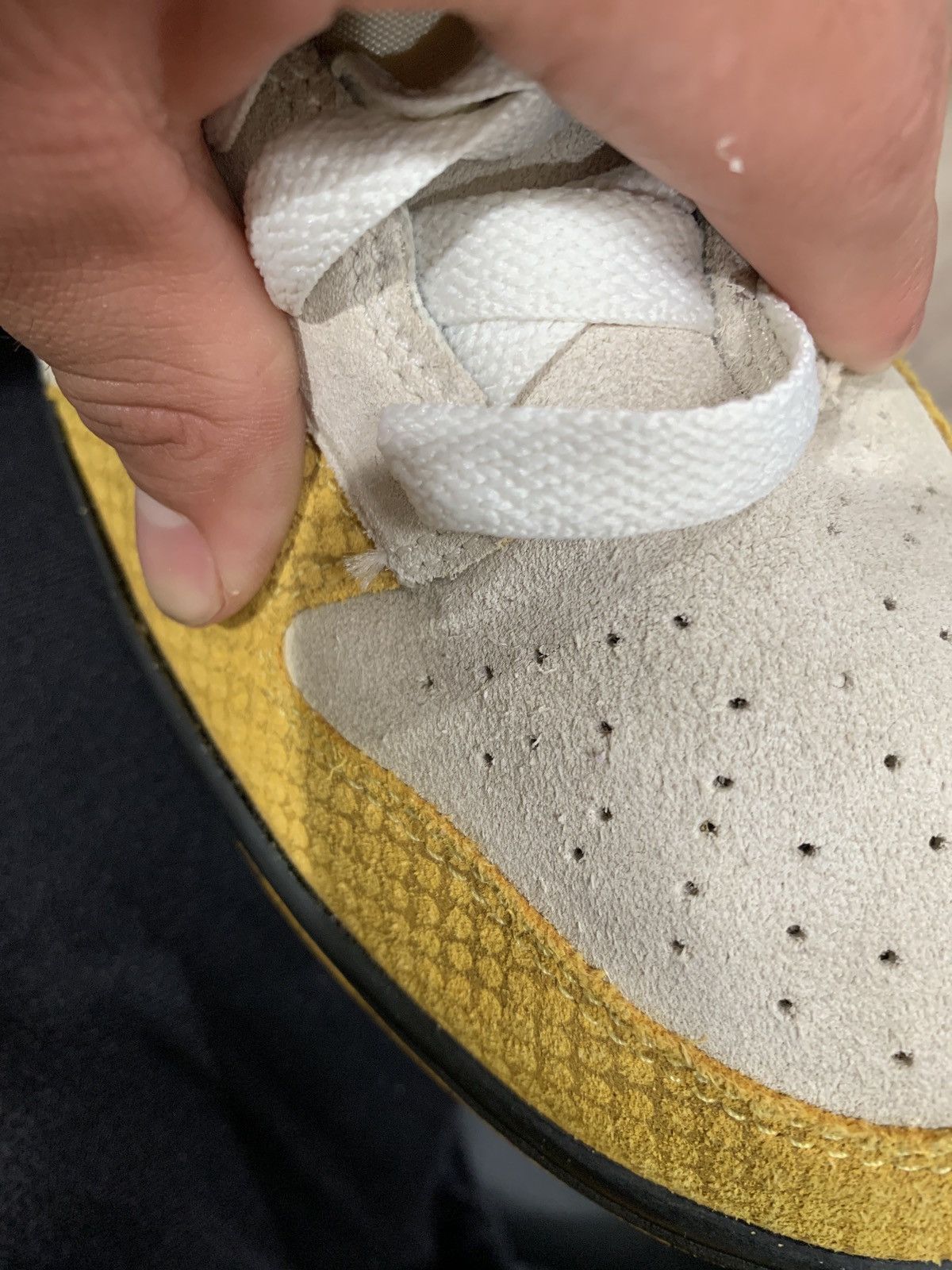 Nike 2009 Nike Dunk High ‘Sail Varsity Maize’ Size US 11 / EU 44 - 9 Thumbnail