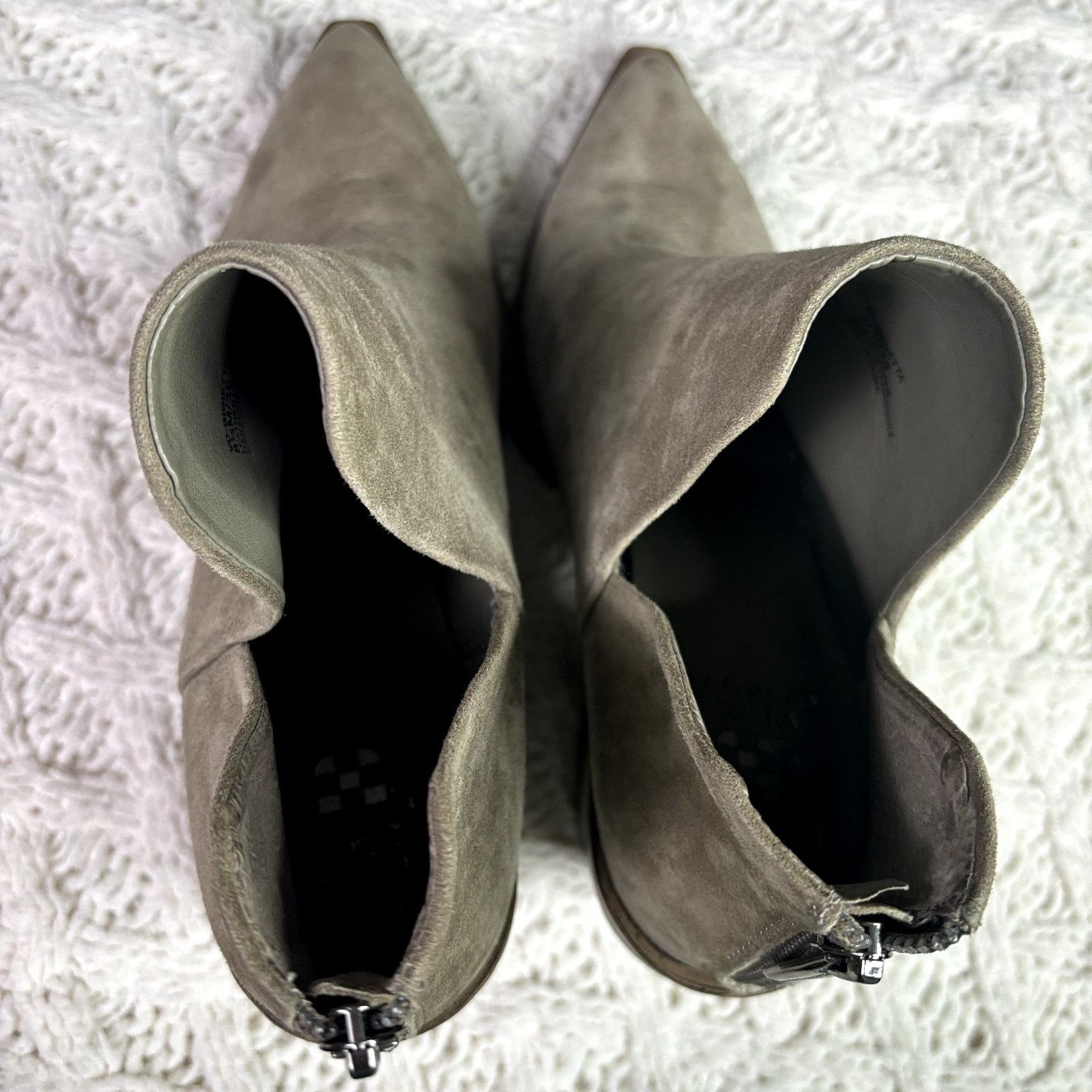 Vince Camuto Vince Camuto Women’s Gigietta Suede Leather Heeled Ankle Boo Size US 8.5 / IT 38.5 - 8 Thumbnail
