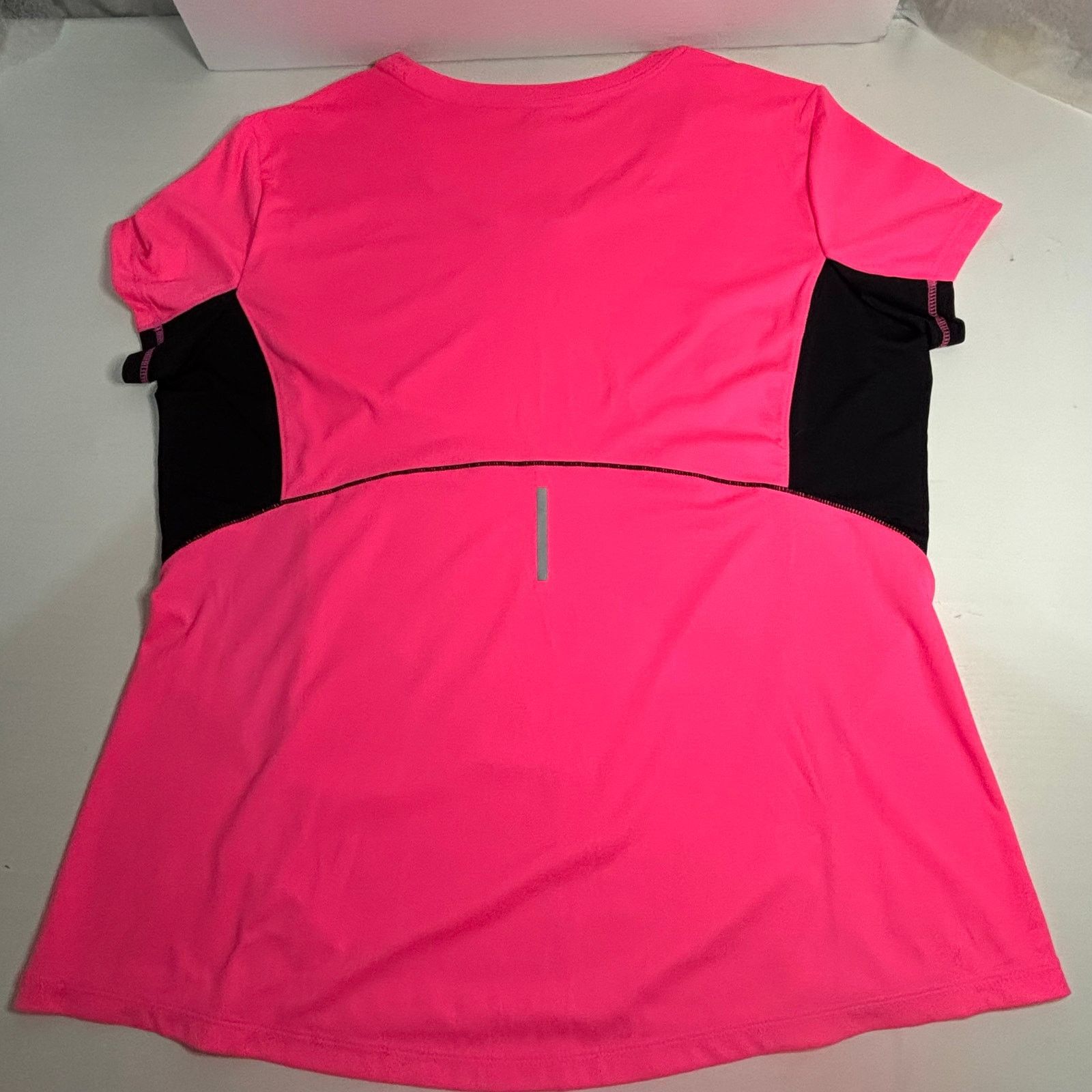 Tek Gear Tek Gear DryTek Hot Pink Athletic Tee XL Mesh High-Low Size XL / US 12-14 / IT 48-50 - 2 Thumbnail