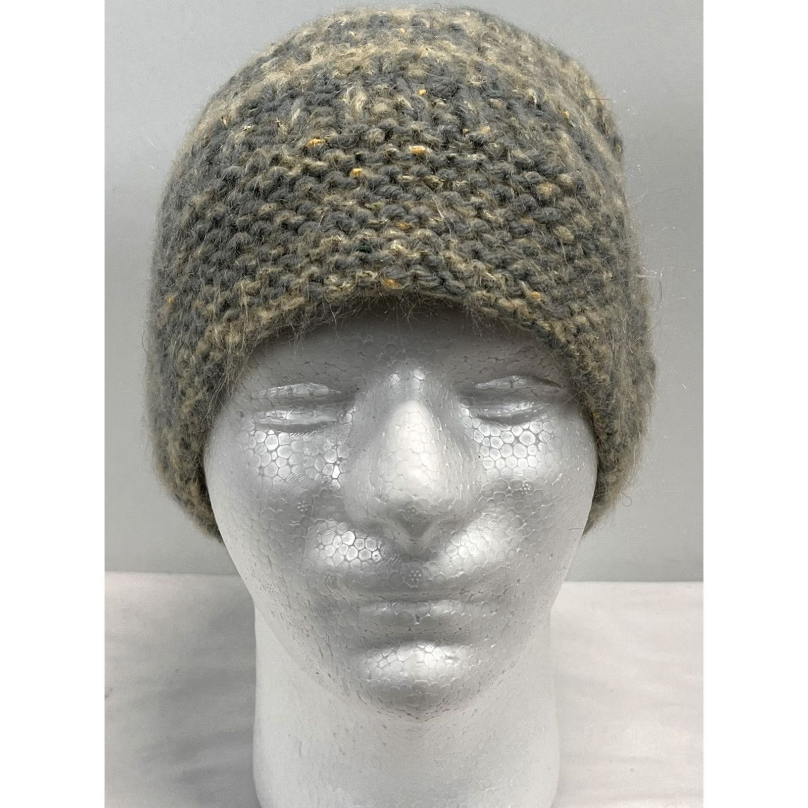 Vintage Handmade Knit Beanie Stocking Hat Gray Yellow GUC Size ONE SIZE - 2 Thumbnail