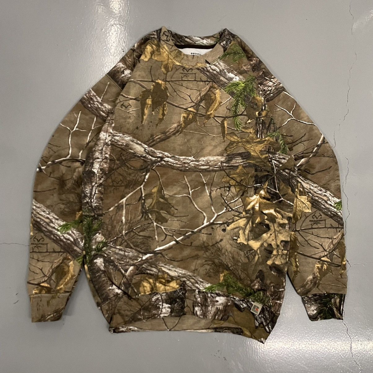 Carhartt × Vintage Crazy vintage 90s Carhartt Style Realtree Camo Sweatshirt Size US S / EU 44-46 / 1 - 2 Thumbnail