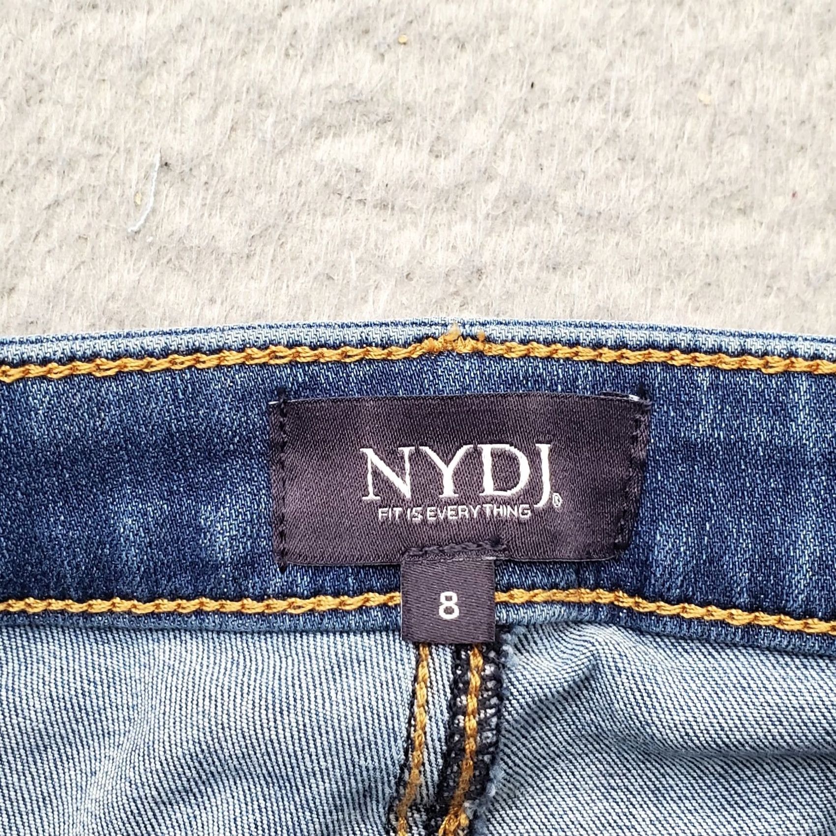 NYDJ NYDJ AMI Skinny Jeans Womens 8 Blue Denim Medium Wash 5-Pocket 28" Waist 28.75" Inseam Womens Size 8 NYDJ AMI Skinny Jeans Blue Denim 5-Pocket Mens? Size 30" / US 8 / IT 44 - 7 Thumbnail