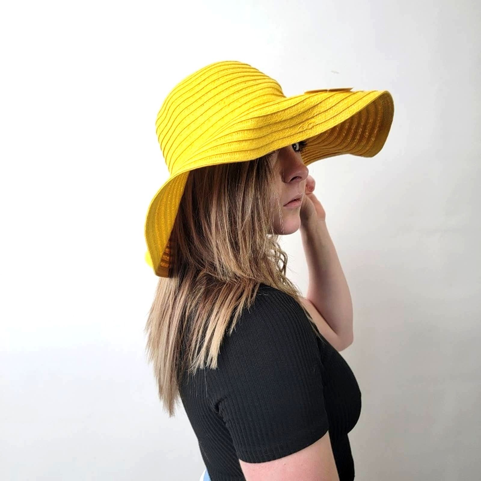 Designer NEW Floppy Summer Sunshine Yellow Widebrim Hat Size ONE SIZE - 1 Thumbnail