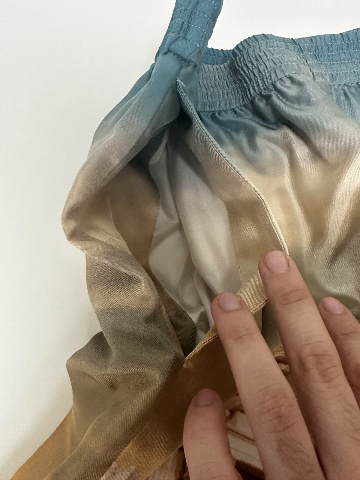 Versace Versace Silk Shorts Size US 32 / EU 48 - 7 Thumbnail