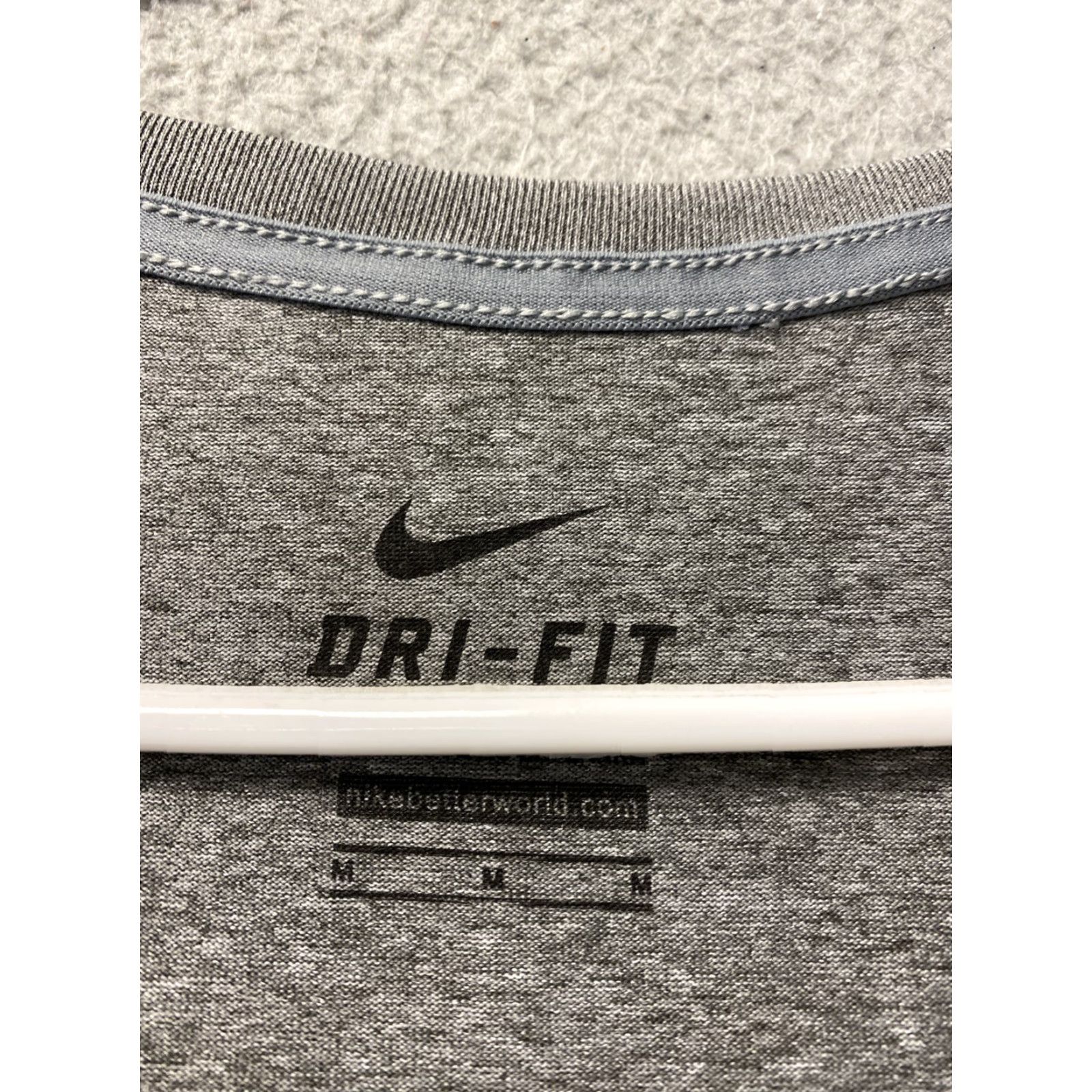Nike Nike Shirt Women Crew Neck Graphic Tee Cotton Blend Gray Small S Regular Nike RC Soccer 113-35 Size S / US 4 / IT 40 - 4 Thumbnail