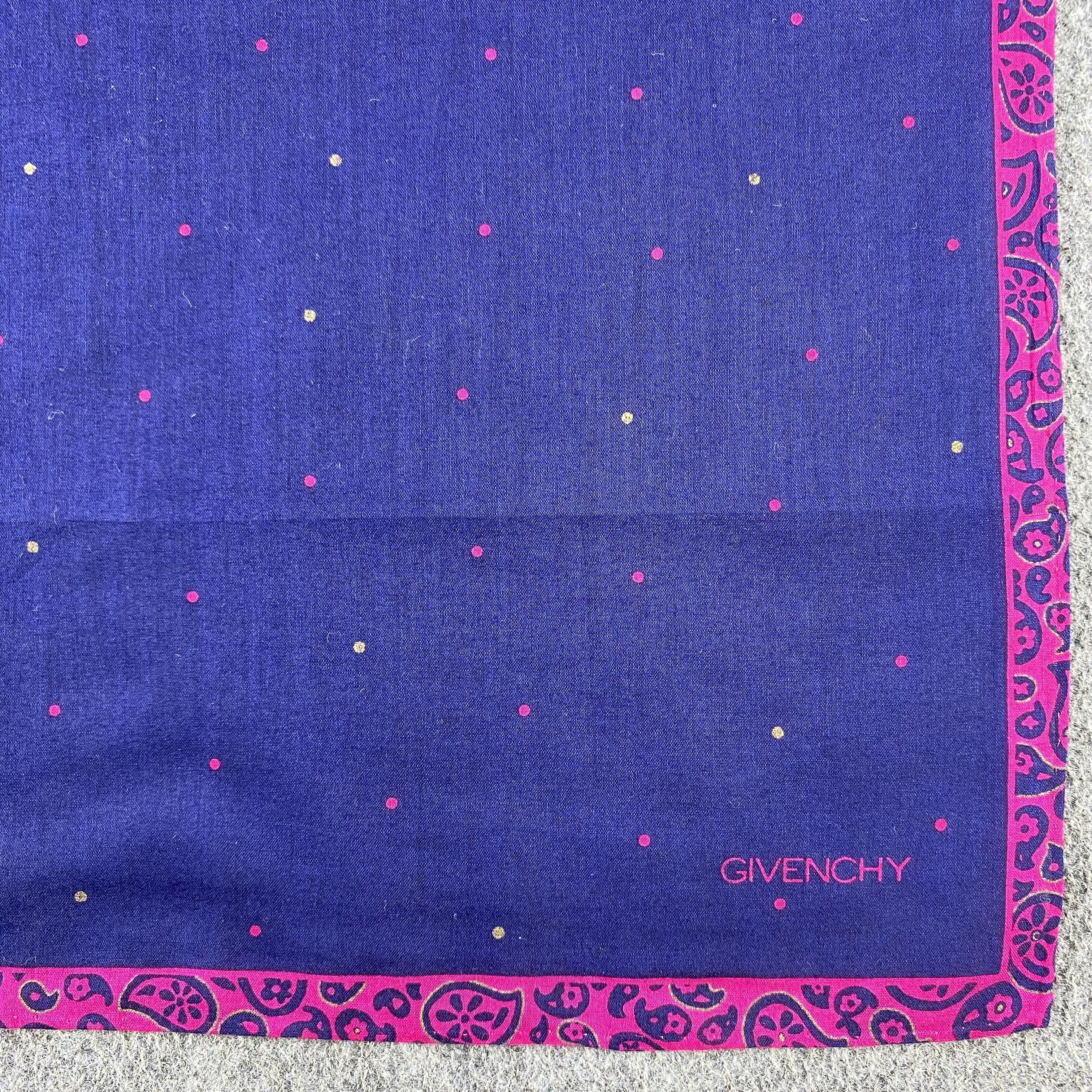 Vintage Givenchy Handkerchief/Neckerchief/Bandana HC809 Size ONE SIZE - 3 Thumbnail