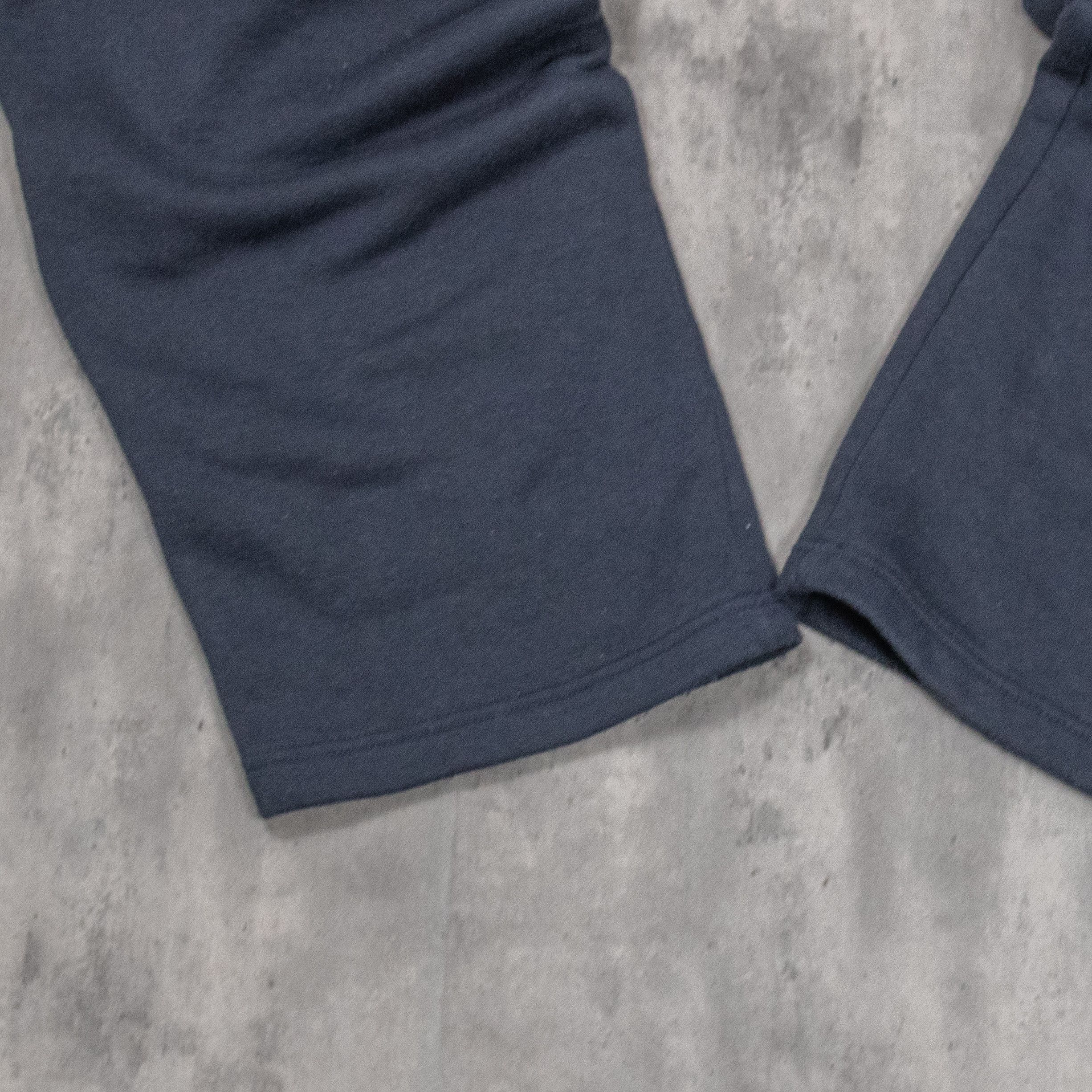 Athletic Works Y2K 2000's Baggy Relax Fit Wide Legged Navy Sweat Pant's Size US 28 / EU 44 - 12 Thumbnail