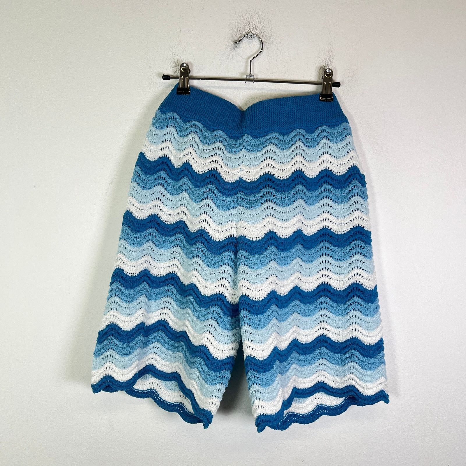 Casablanca Casablanca Blue Wavy Gradient Crochet Shorts Size US 30 / EU 46 - 2 Thumbnail