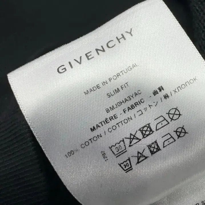 Givenchy Givenchy FW22 Classic Letter Print Crewneck Sweatshirt. Size US L / EU 52-54 / 3 - 7 Thumbnail