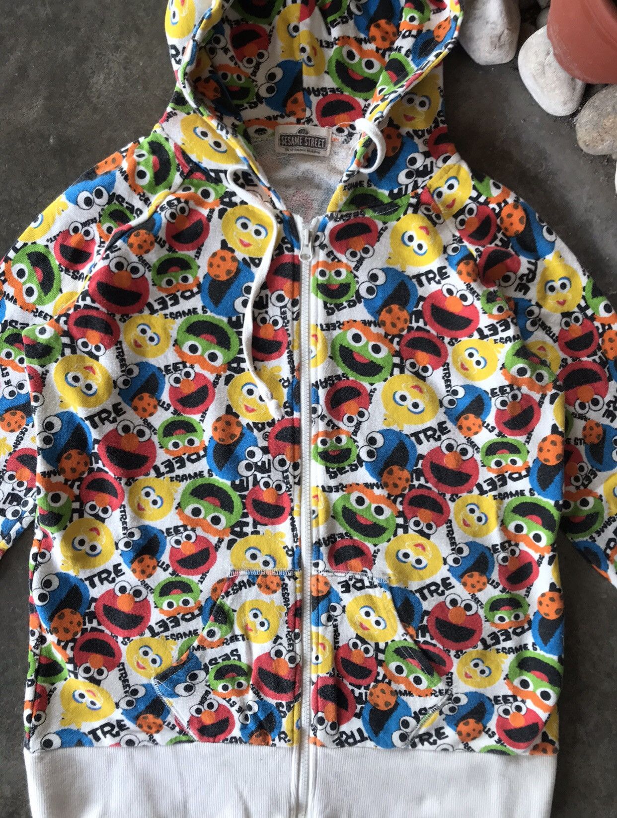 Cartoon Network × Japanese Brand × Vintage 🔥 RARE 🔥 VINTAGE Sesame Street Hoddie Colourful Fullzip Size US M / EU 48-50 / 2 - 10 Thumbnail