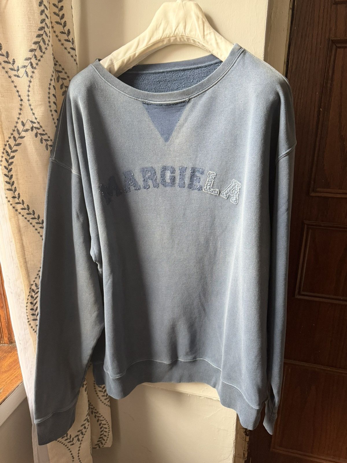 Maison Margiela $1.2k worn-look organic-cotton sweatshirt, M,oversized),IT Size US M / EU 48-50 / 2 - 7 Thumbnail
