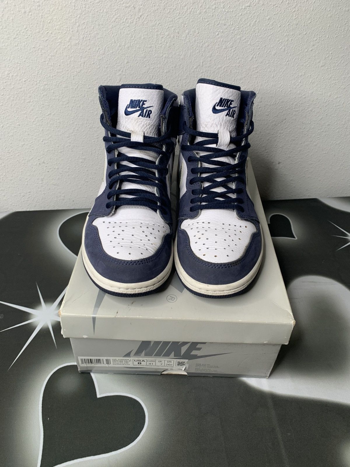 Jordan Brand Air Jordan 1 Retro High Midnight Navy Size US 8 / EU 41 - 2 Thumbnail
