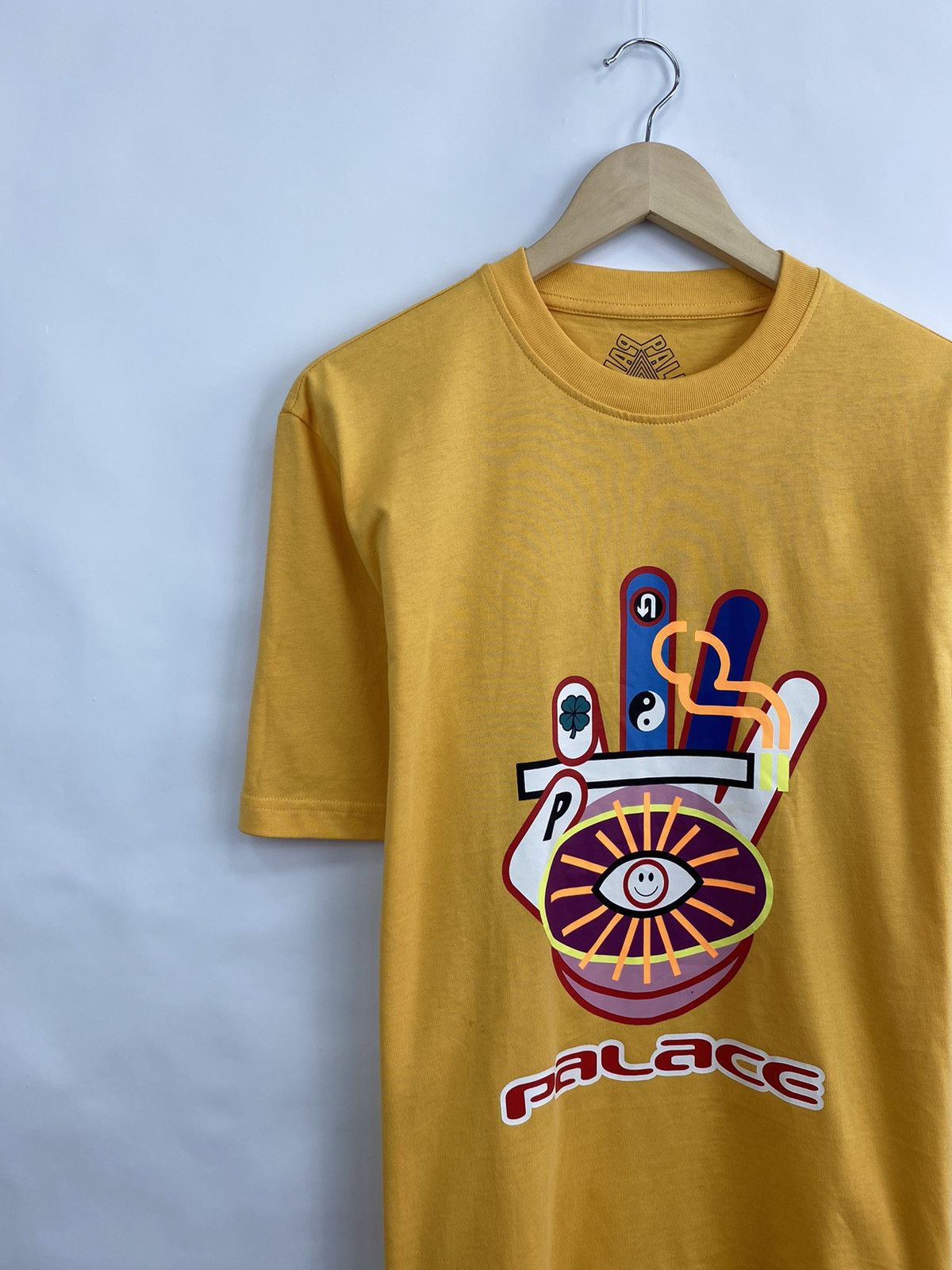 Palace ☯️🪬✌️ Vintage 90s Palace Hippy Cig t-shirt rare retro hype Size US S / EU 44-46 / 1 - 3 Thumbnail