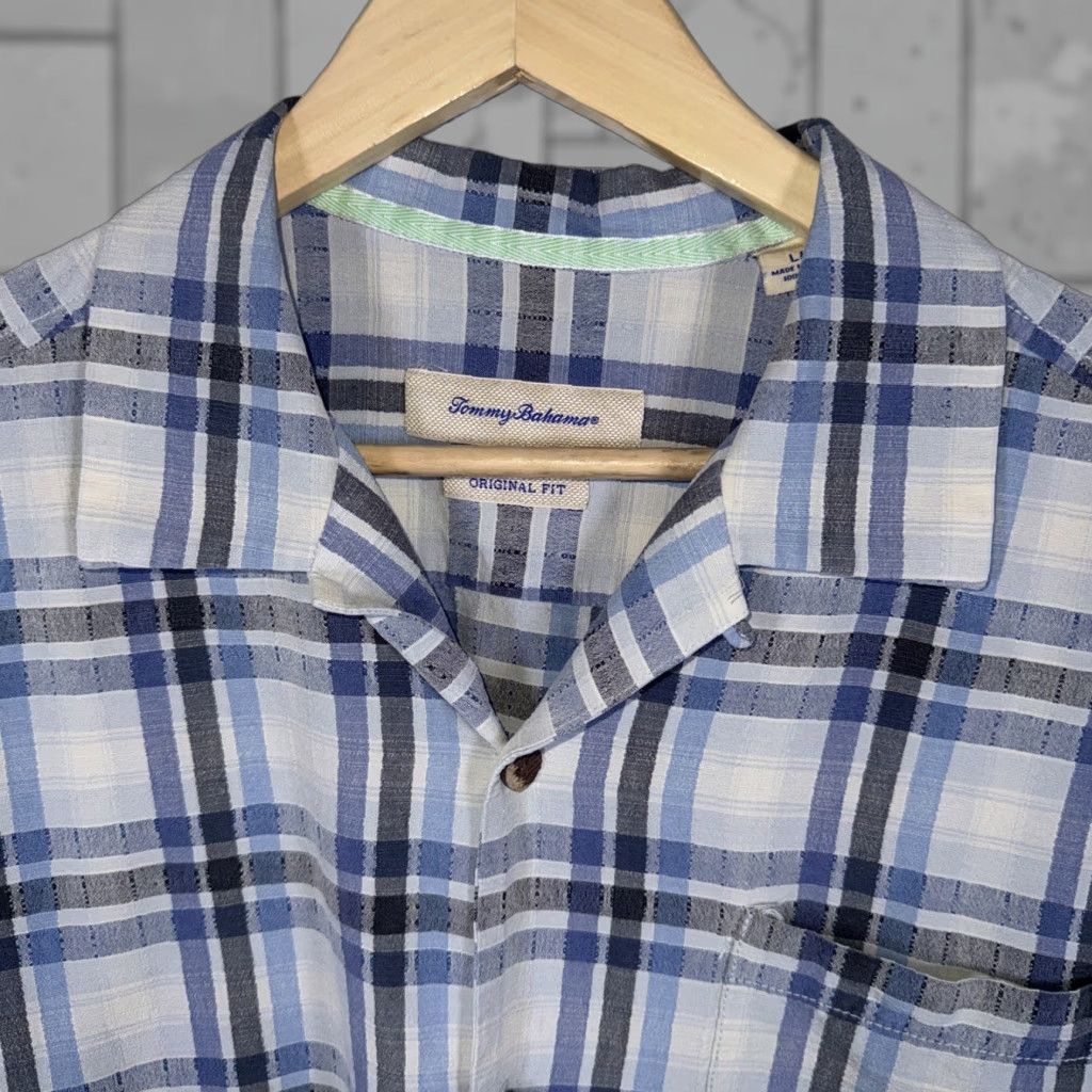 Tommy Bahama Tommy Bahama Shirt Blue Plaid 100% Silk Mens Size L Short Sleeve Button-Up Size US L / EU 52-54 / 3 - 1 Thumbnail