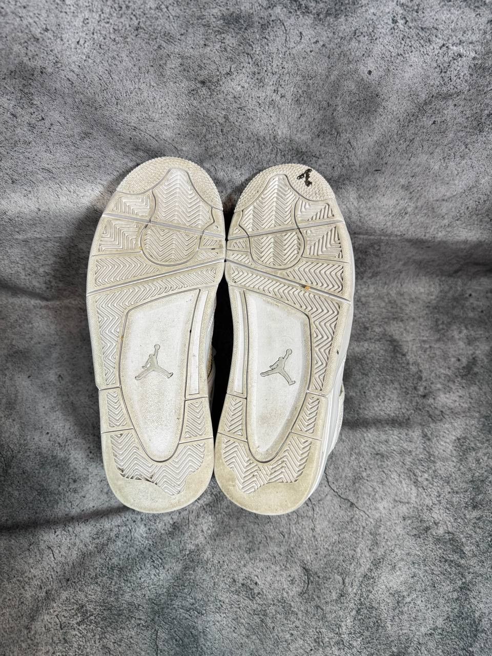 Jordan Brand Size 9.5 | Jordan 4 Pure Money No Box | Pre-Owned Size US 9.5 / EU 42-43 - 7 Thumbnail