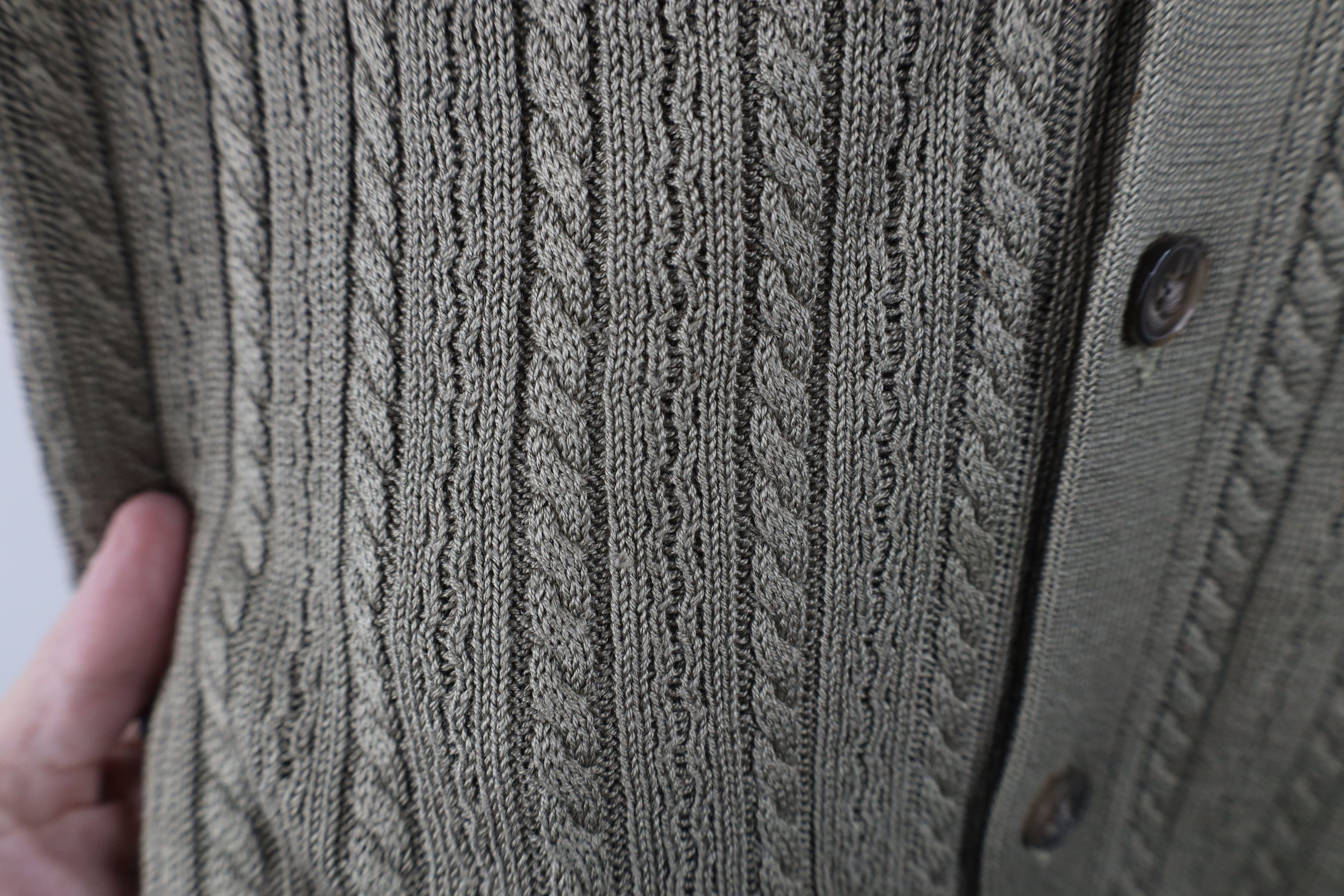 Vintage Vintage 90s Streetwear Cable Knit Cardigan Sweater Vest Size US L / EU 52-54 / 3 - 6 Thumbnail