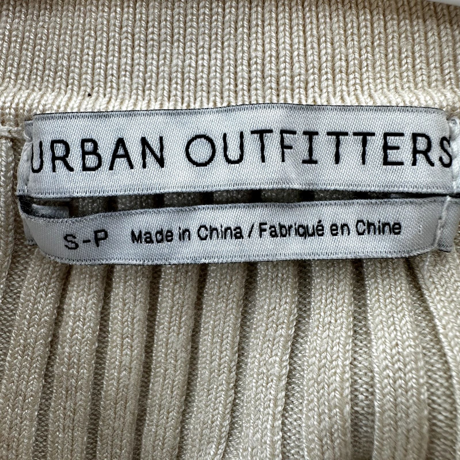 Urban Outfitters Urban Outfitters Grassy Cropped Polo Shirt Ribbed Collar S Size S / US 4 / IT 40 - 3 Thumbnail