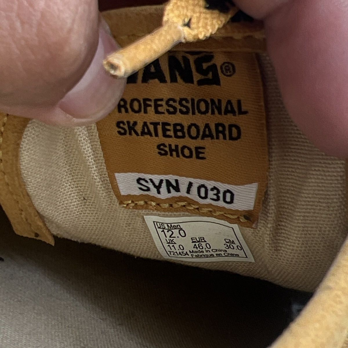 Vans Wtaps x authentic syndicate wings Size US 12 / EU 45 - 9 Thumbnail