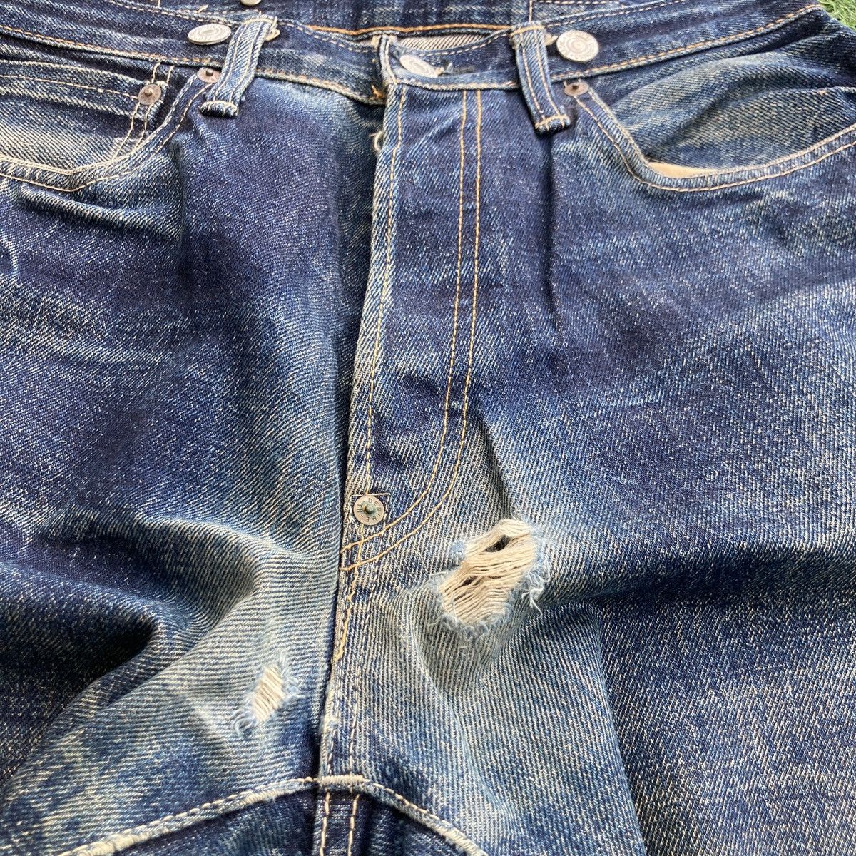 Denime VINTAGE DENIME SELVEDGE BUCKLE BACK DISTRESSED JEANS Size US 29 - 16 Thumbnail