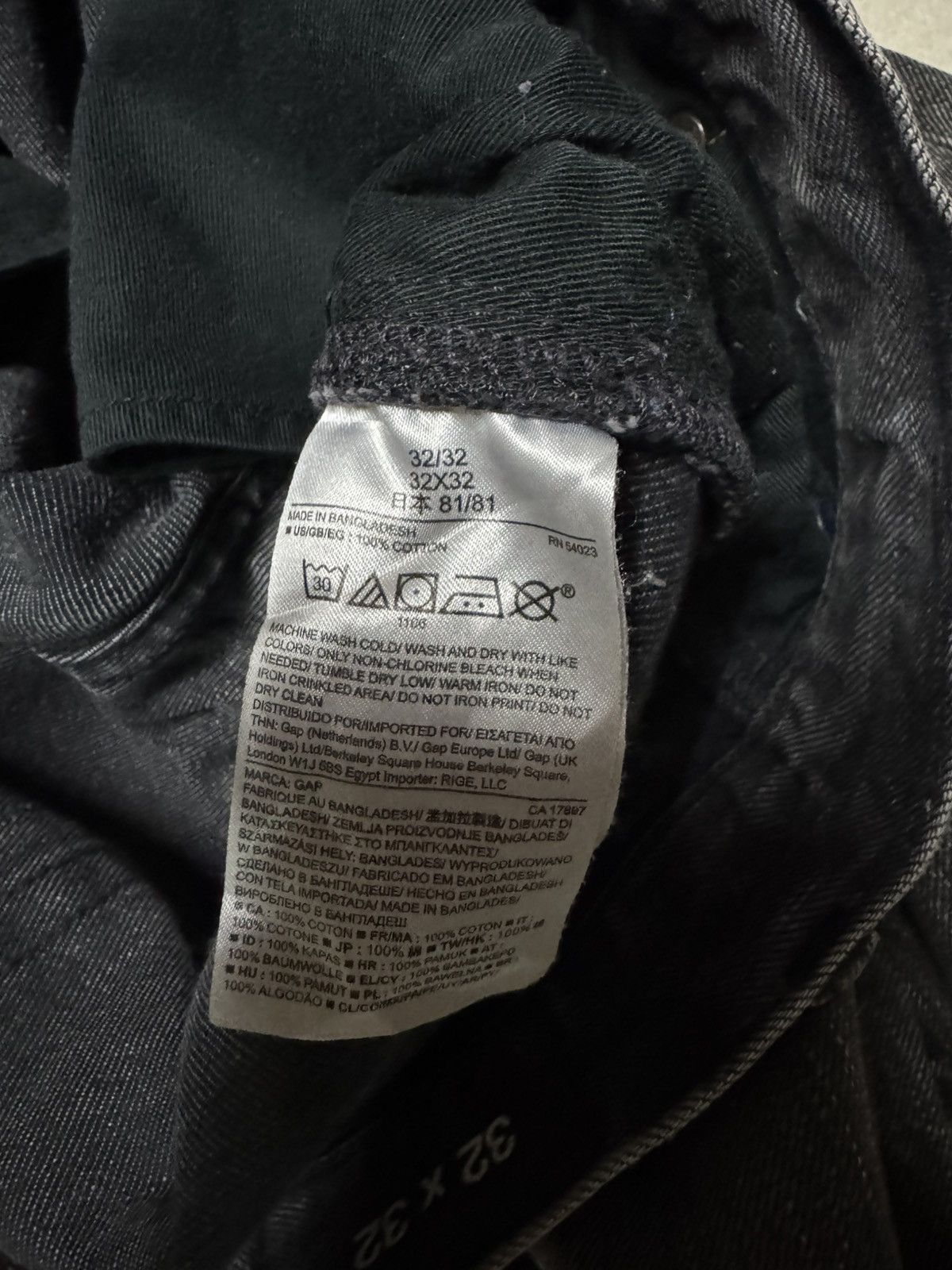Japanese Brand VINTAGE 2000s GAP THRASHED SICK FADED DISTRESS STRAIGHT JEAN Size US 32 / EU 48 - 9 Thumbnail