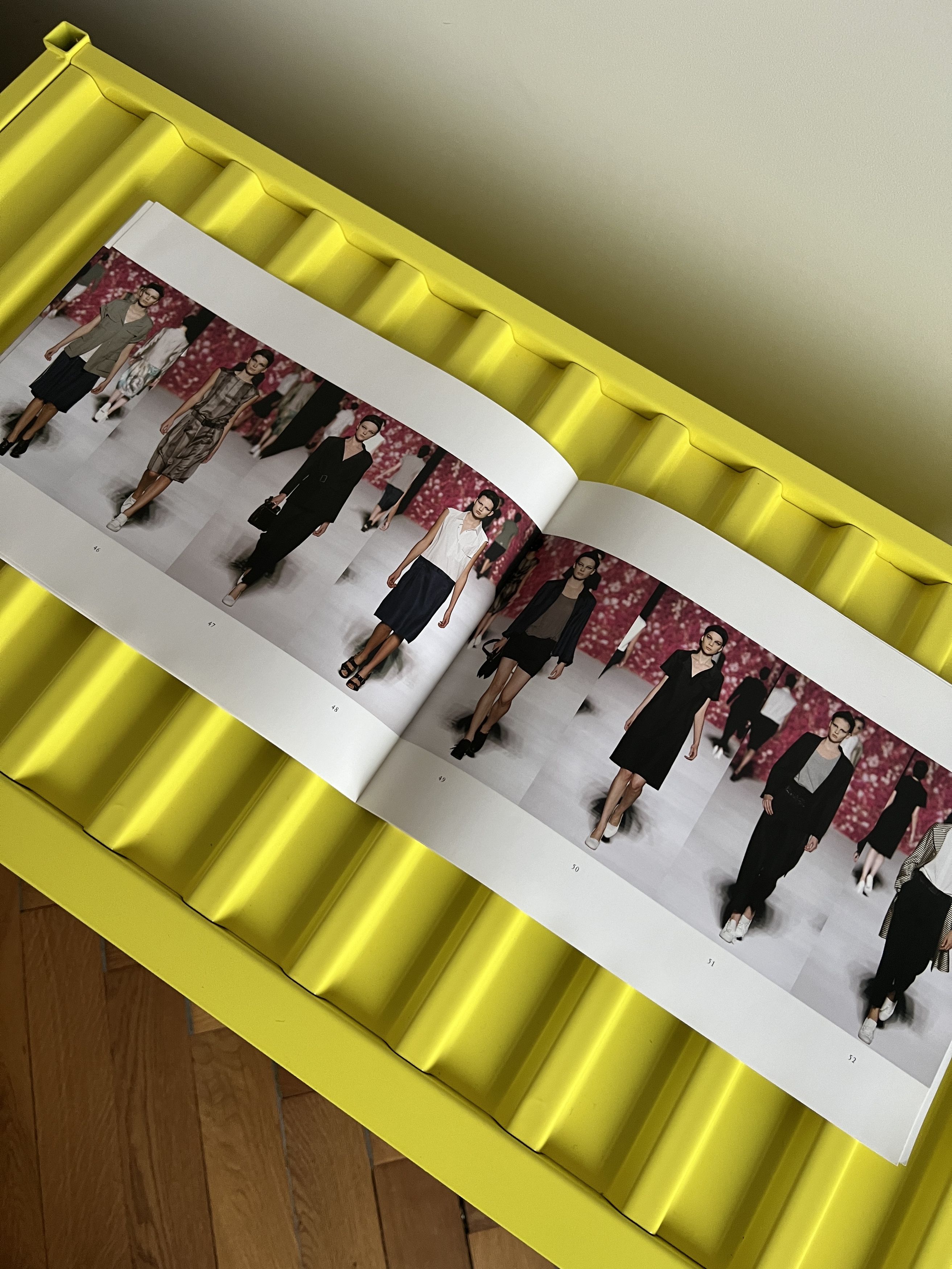Dries Van Noten Dries Van Noten Lookbook SS/07 Size ONE SIZE - 5 Thumbnail