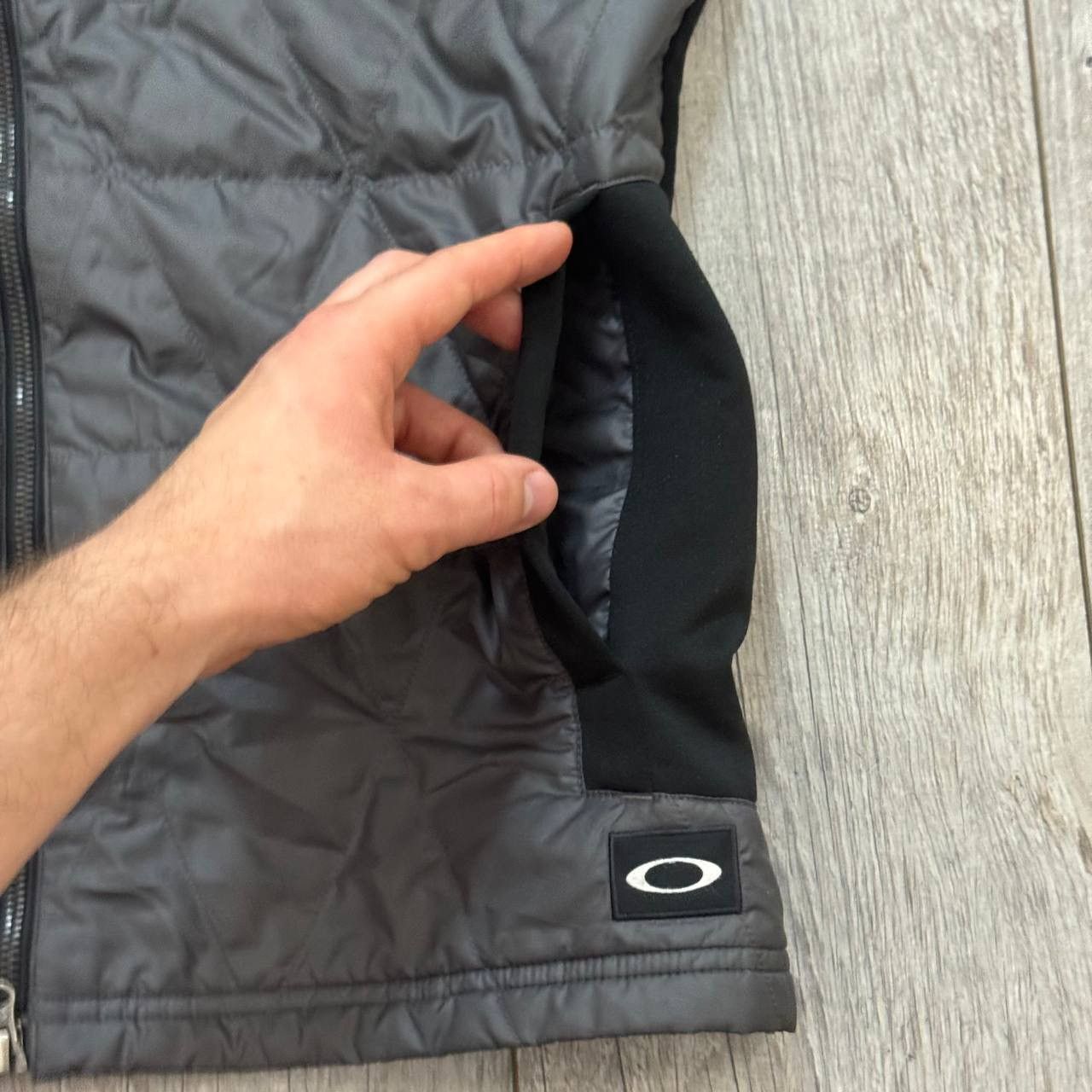 Oakley Oakley Gorpcore Gilet / Vest Size US M / EU 48-50 / 2 - 4 Thumbnail