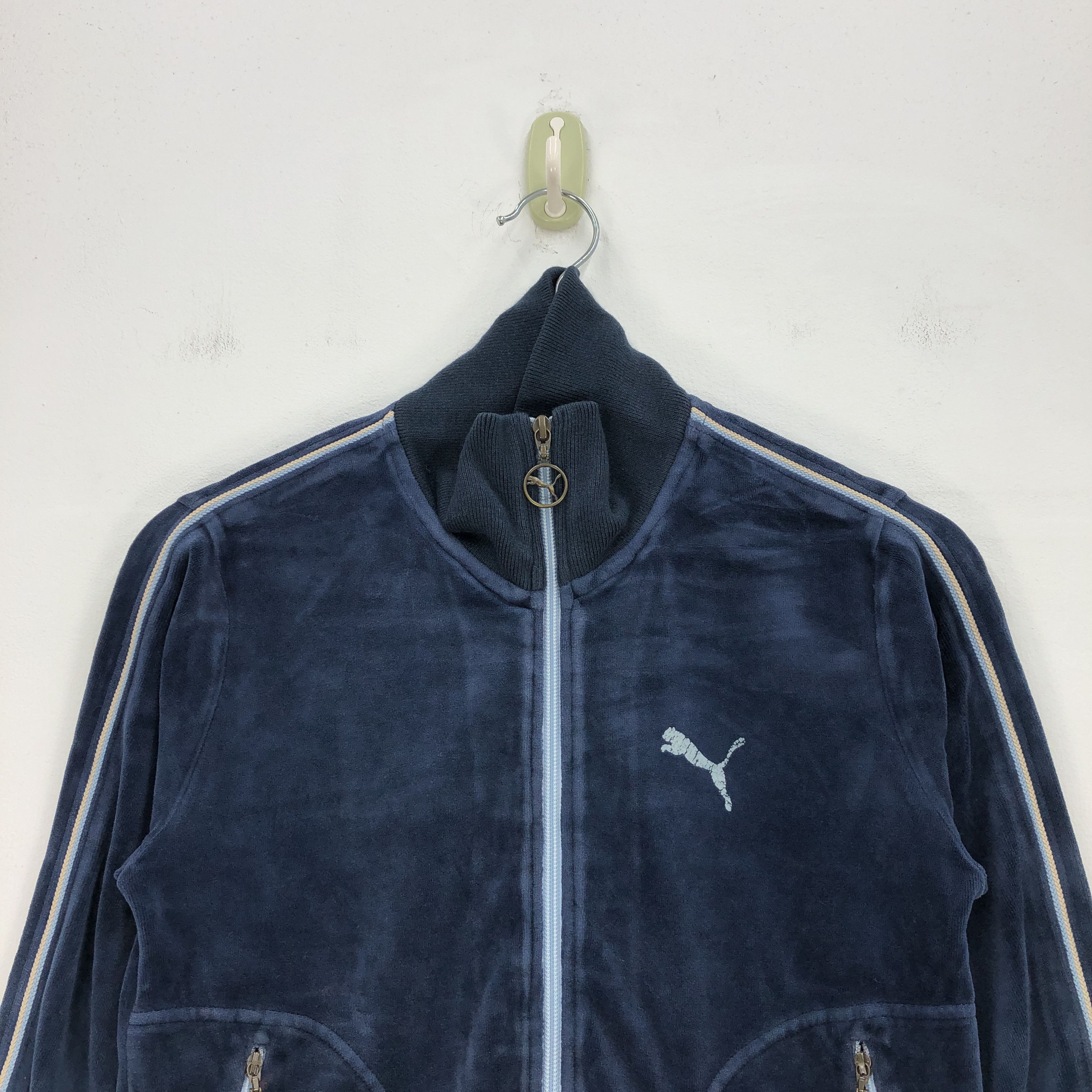 Puma × Vintage Vintage Puma Zipper Sweater Puma Track Top Velvet Sweatshirt Size S / US 4 / IT 40 - 2 Thumbnail