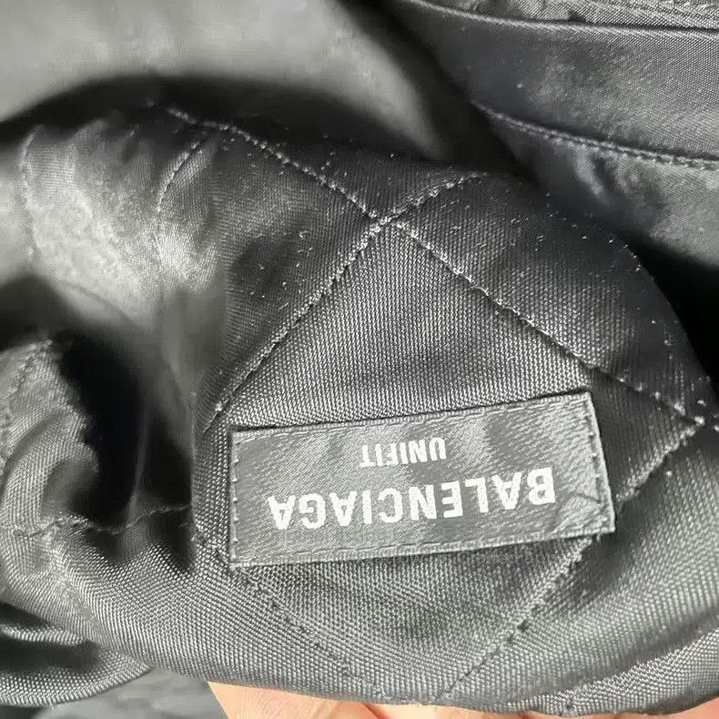 Balenciaga Balenciaga 3b embroidery twill zip bomber oversized Size US S / EU 44-46 / 1 - 4 Thumbnail