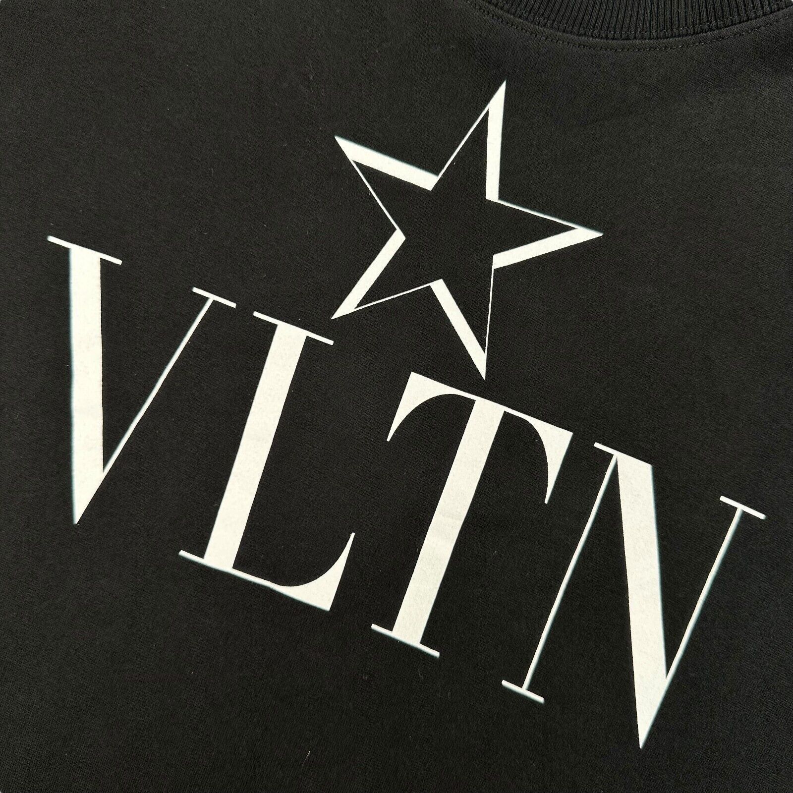 Valentino Valentino Size M Sweatshirt Black VLTN Graphic Print Star Size US M / EU 48-50 / 2 - 6 Thumbnail