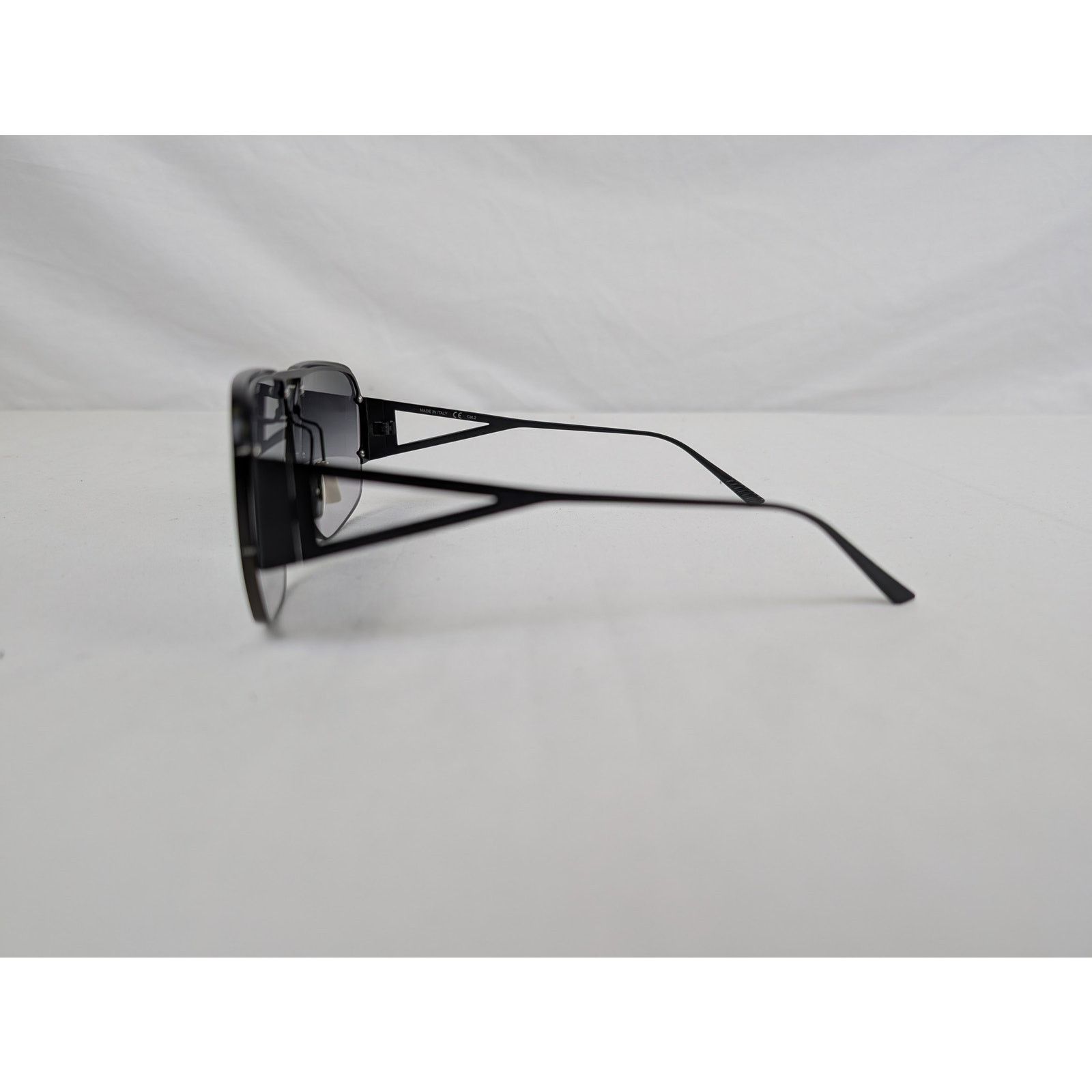 Bottega Veneta o1rshd1 Size: OS / Sunglasses in Black Size ONE SIZE - 3 Thumbnail