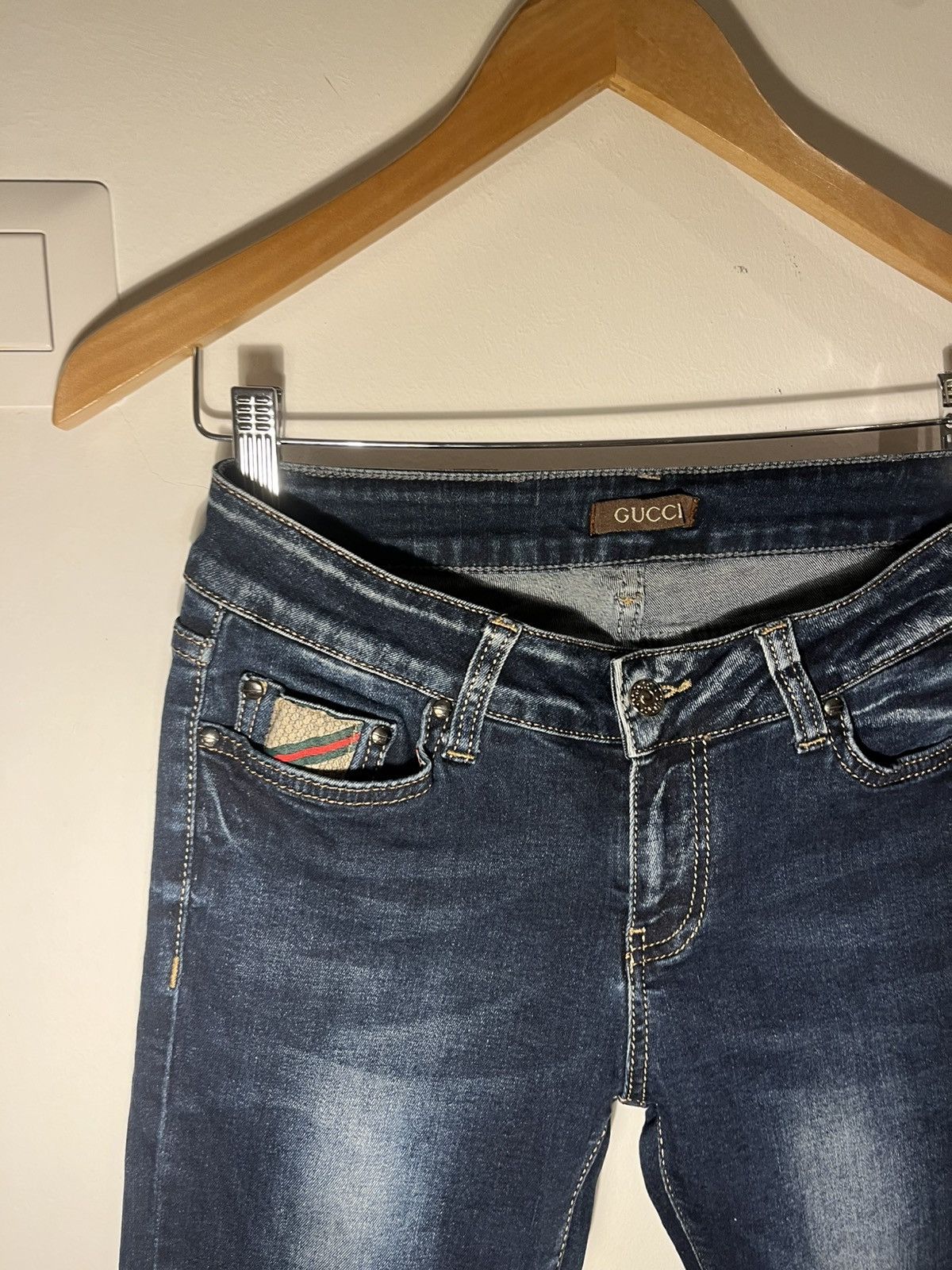 Gucci Gucci Blue Denim Slim-Fit Jeans Signature IT & Leather Detal Size 26" / US 2 / IT 38 - 2 Thumbnail