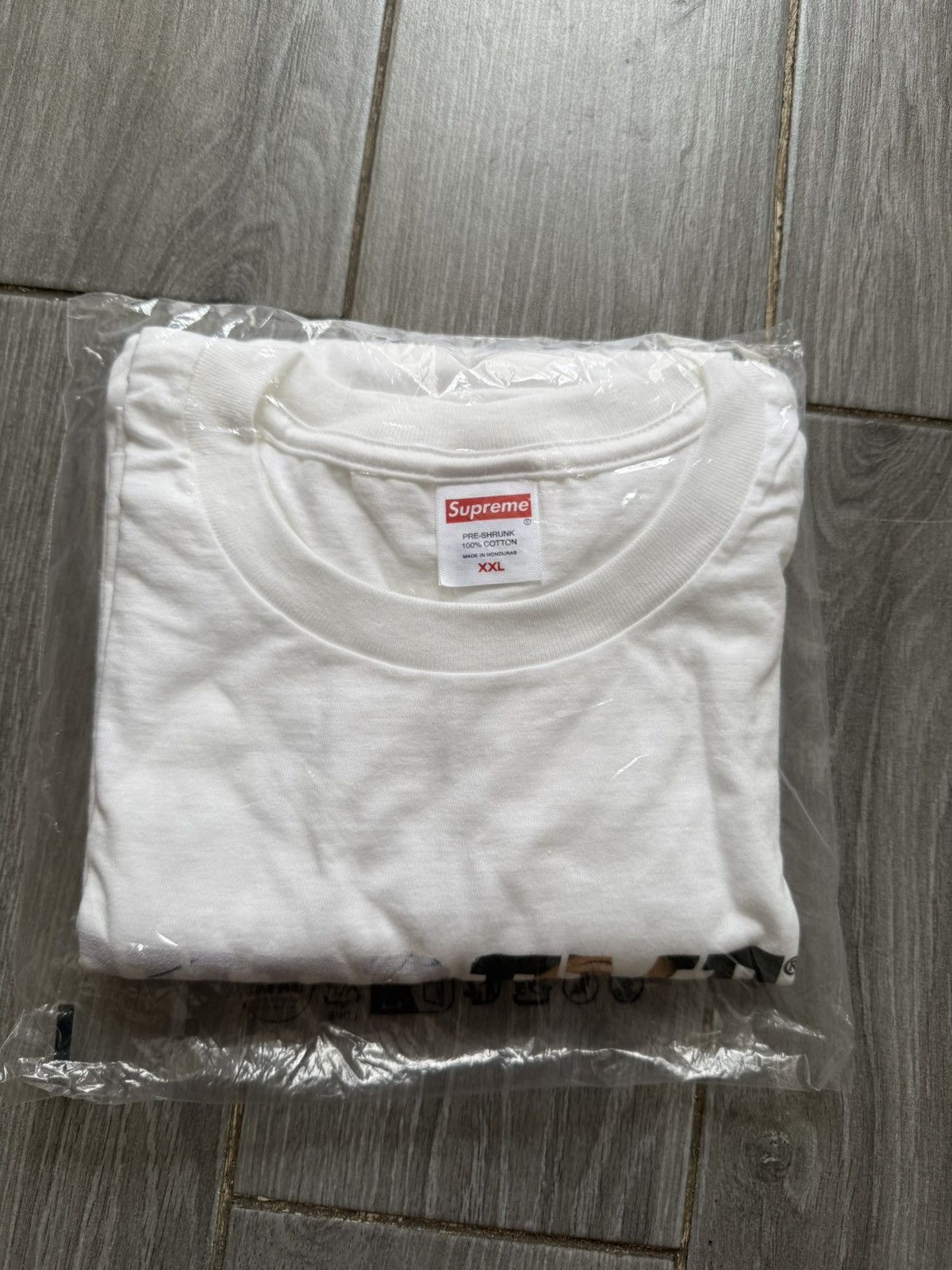 Supreme Supreme Tera Patrick Collegiate Tee size XXL Size US XXL / EU 58 / 5 - 2 Thumbnail