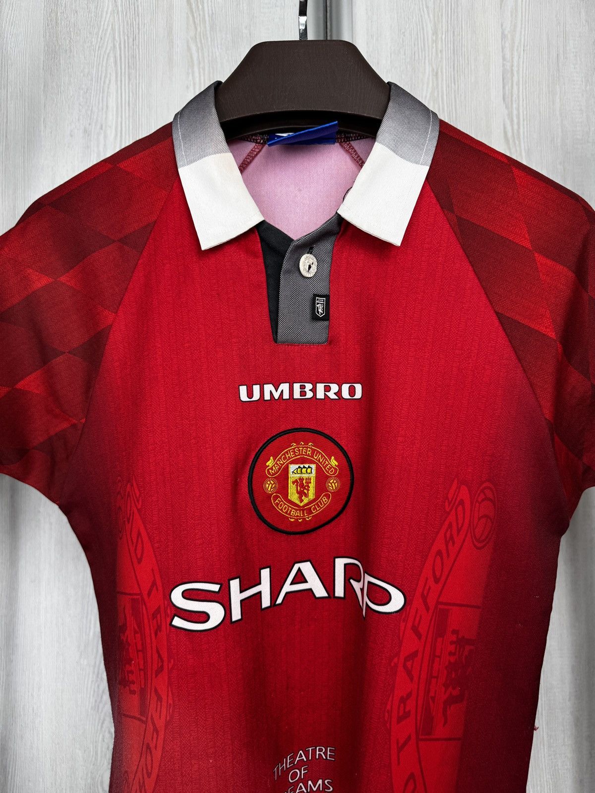 Umbro Umbro Manchester United 1996/1998 Home Jersey soccer YL Boys Size US XXS / EU 40 - 3 Thumbnail